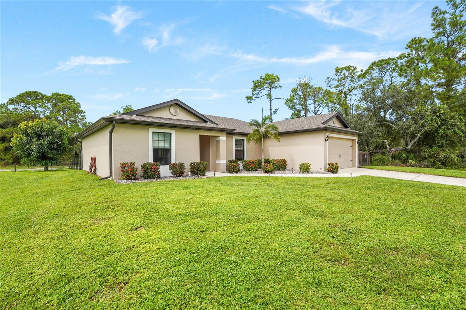 5335 Trumpet St Property Photo 4