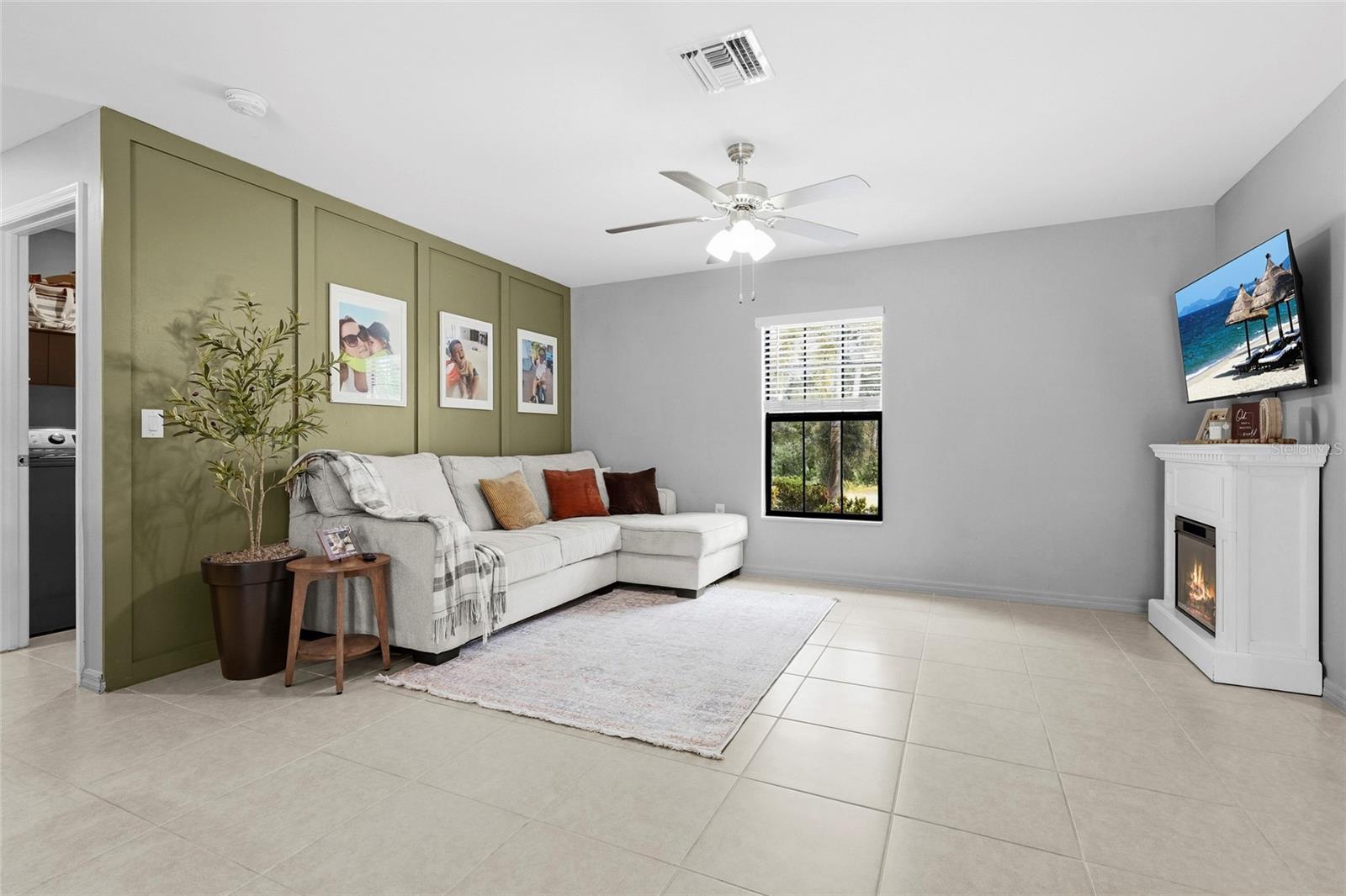 5335 Trumpet St Property Photo 11
