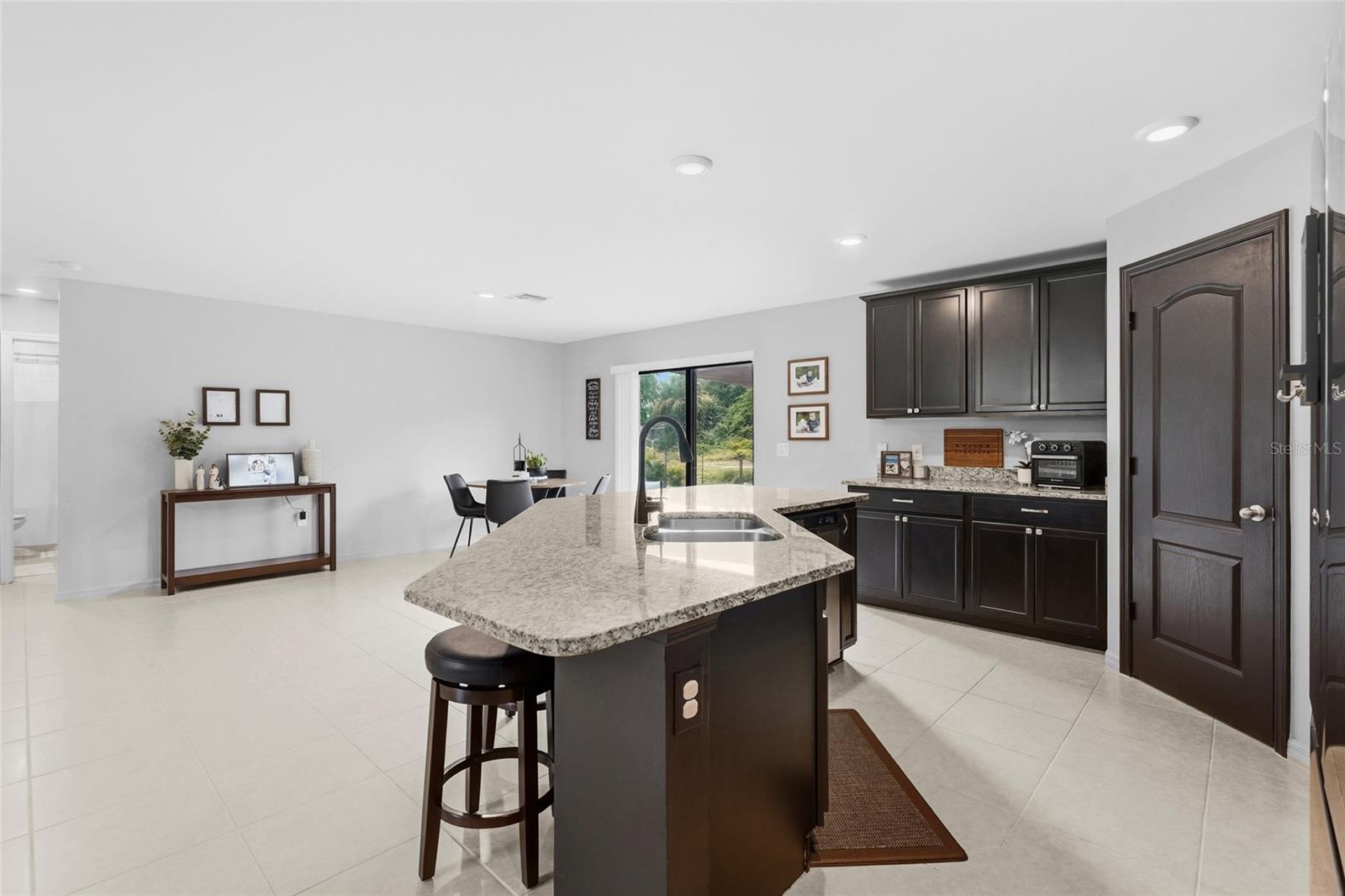 5335 Trumpet St Property Photo 16