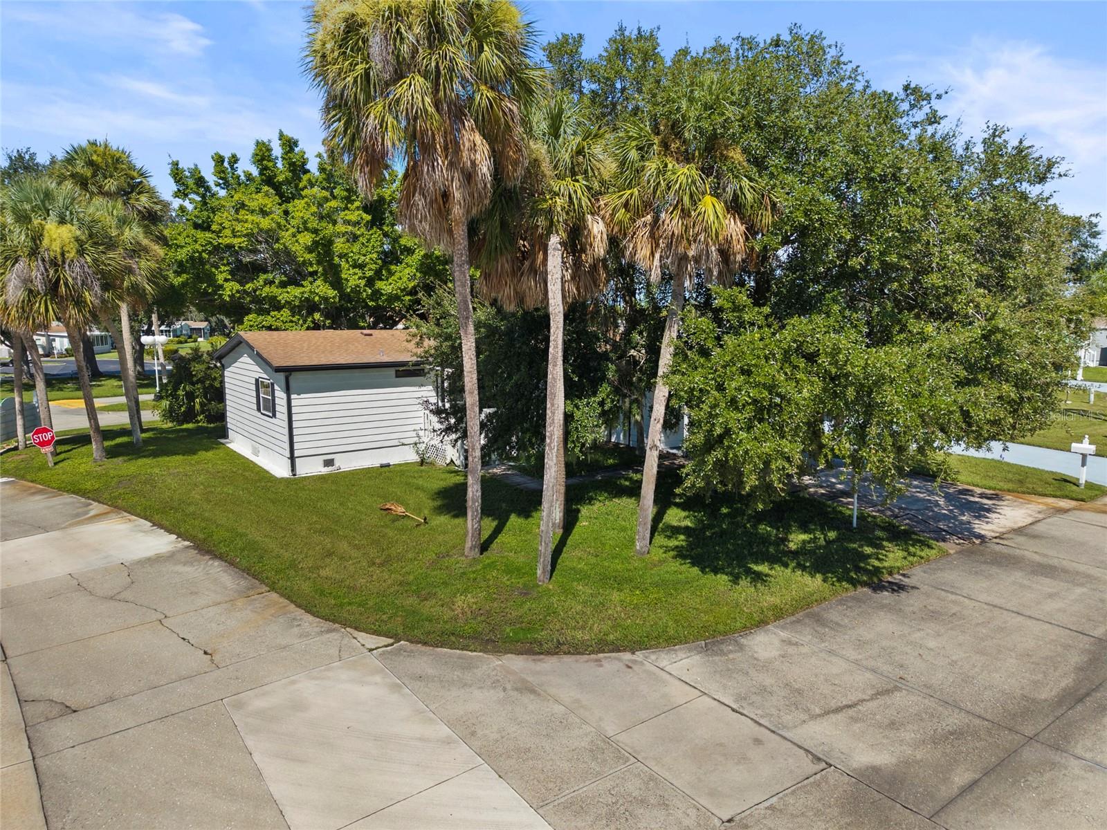 61 Mourningdove Ct #0 Property Photo 4