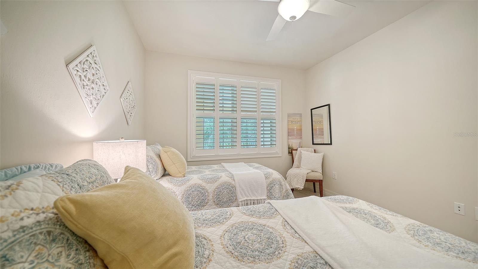 250 Hidden Bay Dr #302 Property Photo 31