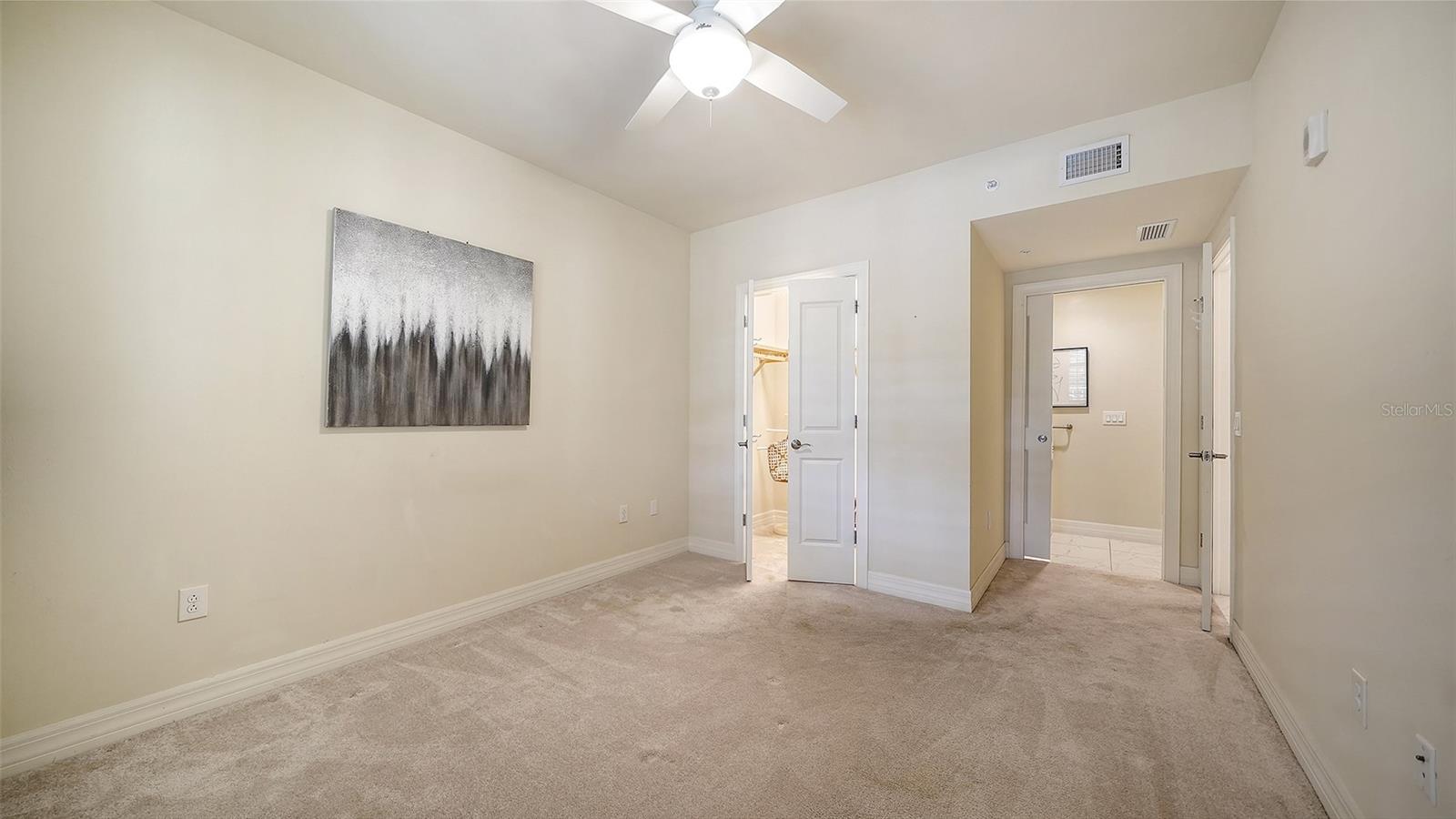 250 Hidden Bay Dr #302 Property Photo 34