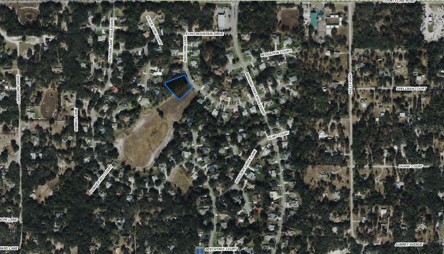 Bascomb Ln Property Photo 2