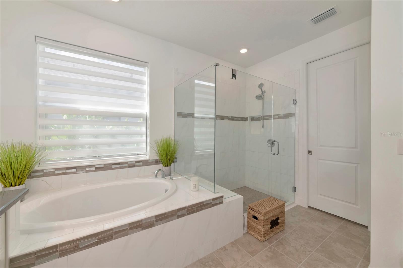 15317 Isla Palma Ln Property Photo 24