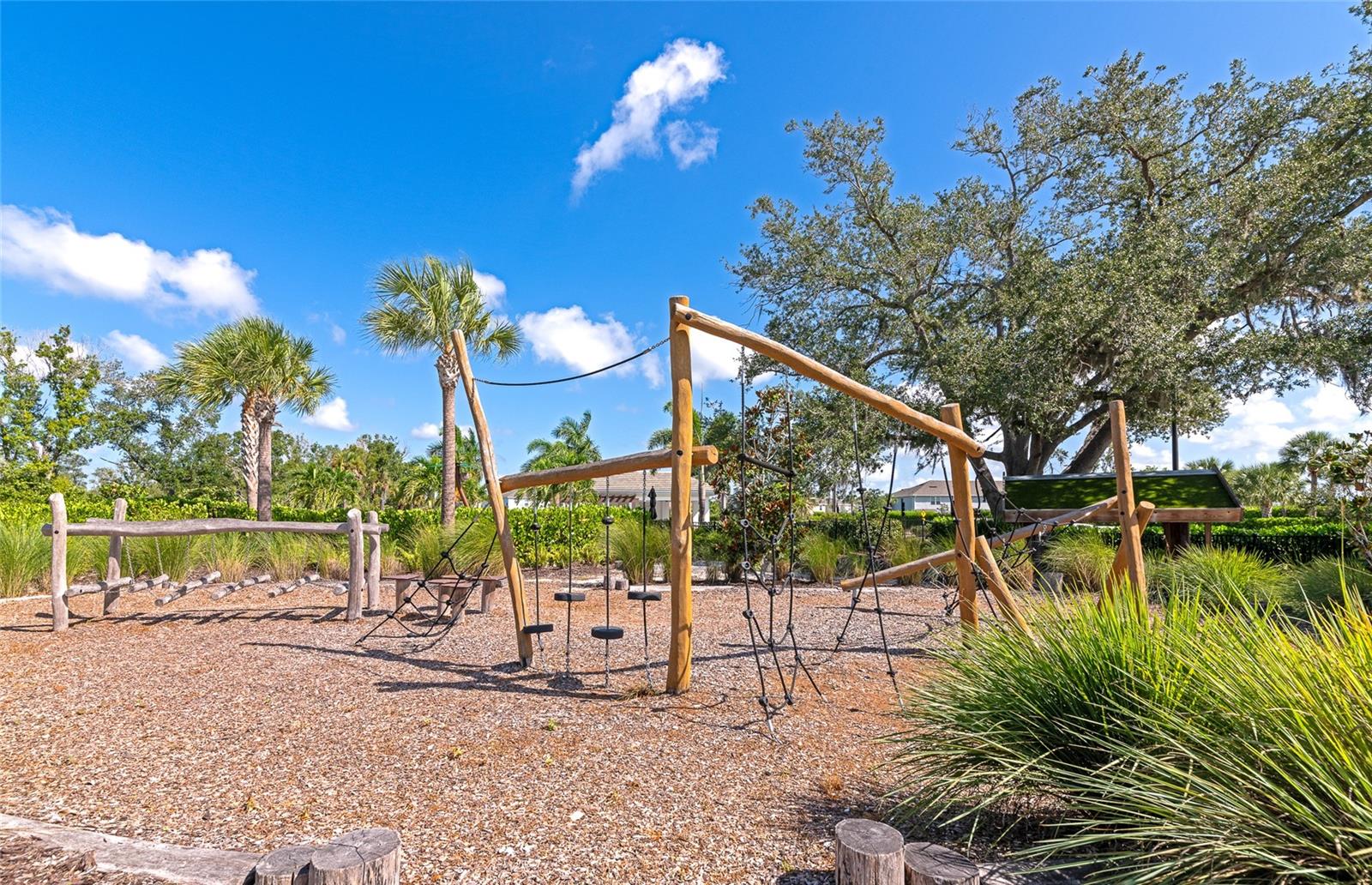 15317 Isla Palma Ln Property Photo 45