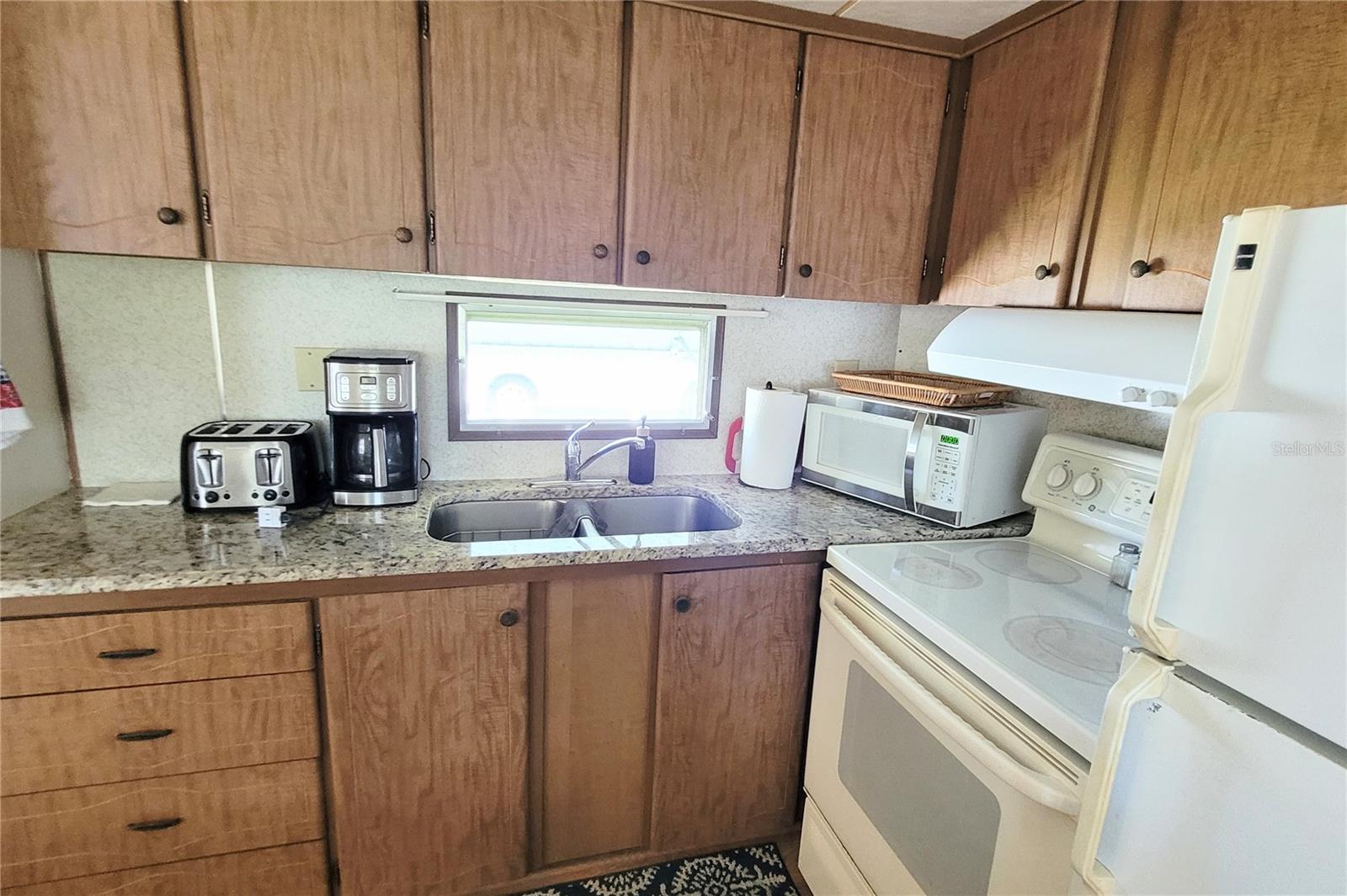 1812 Cypress Point Ln Property Photo 16