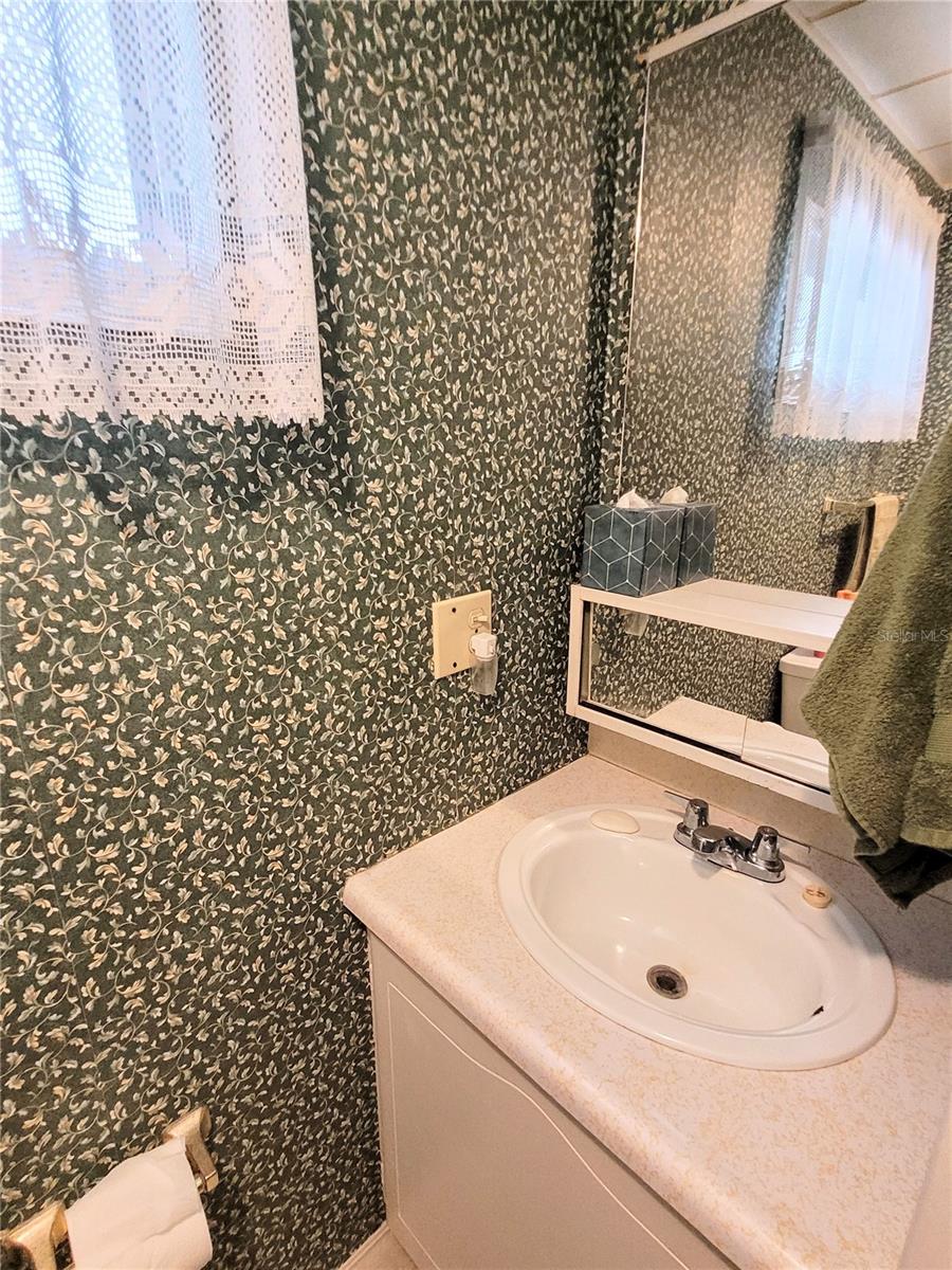 1812 Cypress Point Ln Property Photo 26