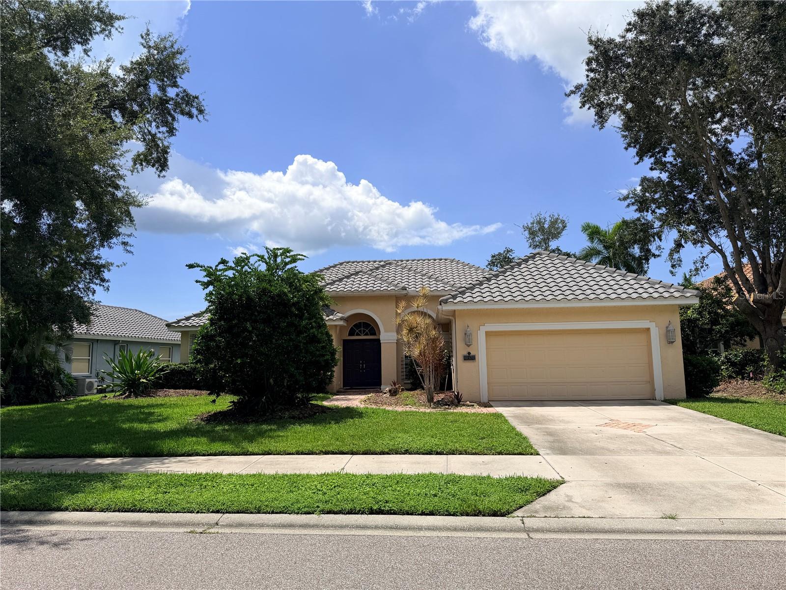 4621 Sweetmeadow Cir Property Photo 2