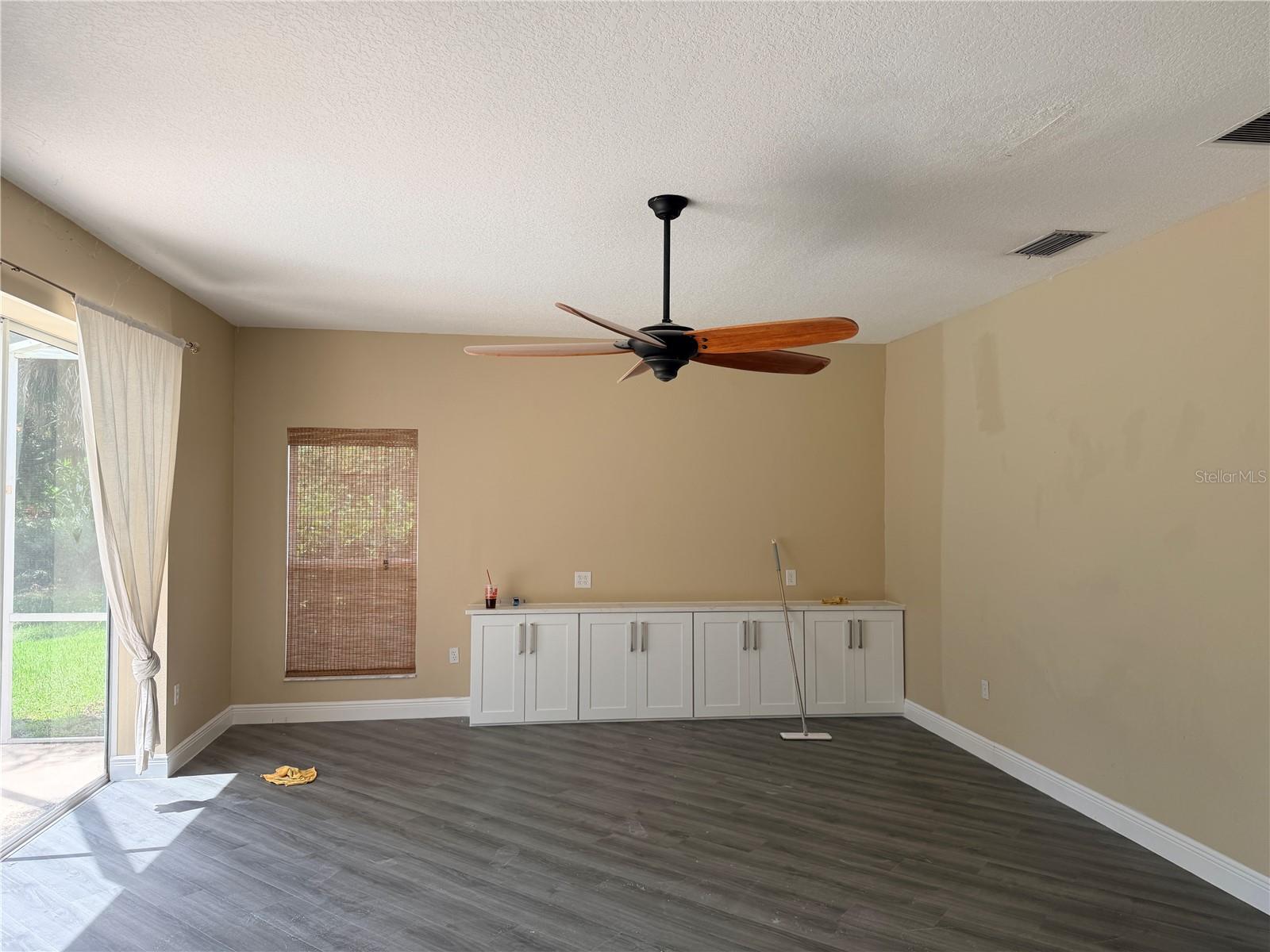 4621 Sweetmeadow Cir Property Photo 8