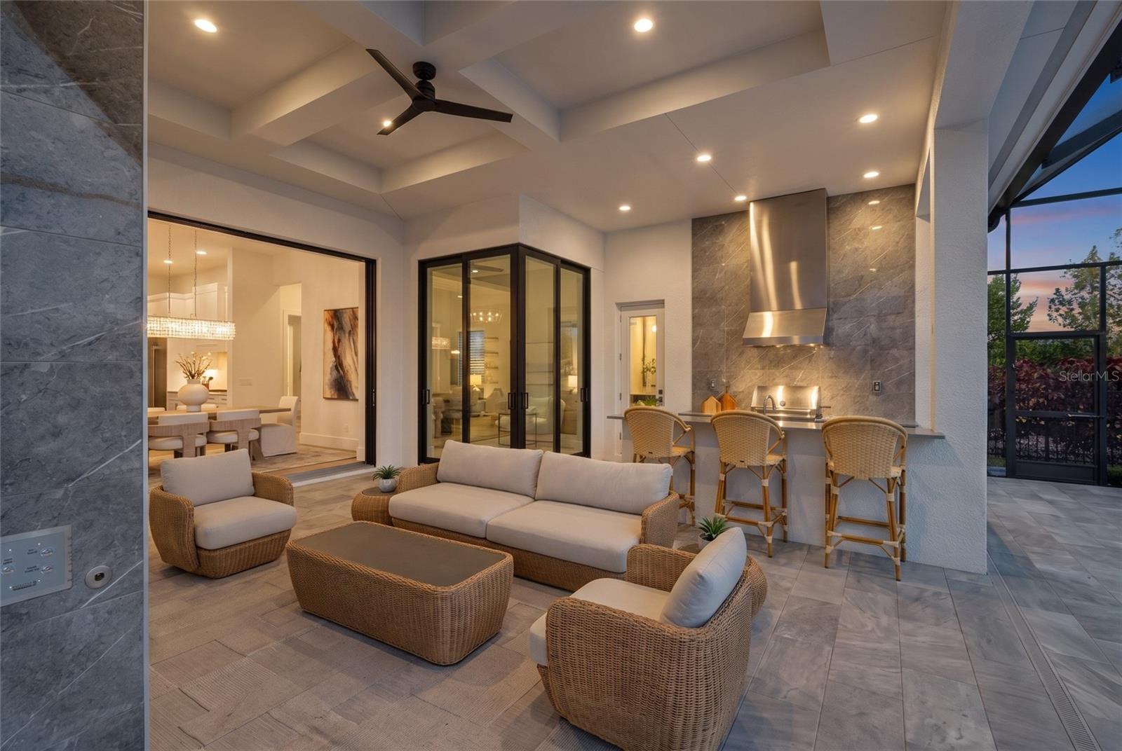 100 Blue Mist Way Property Photo 4
