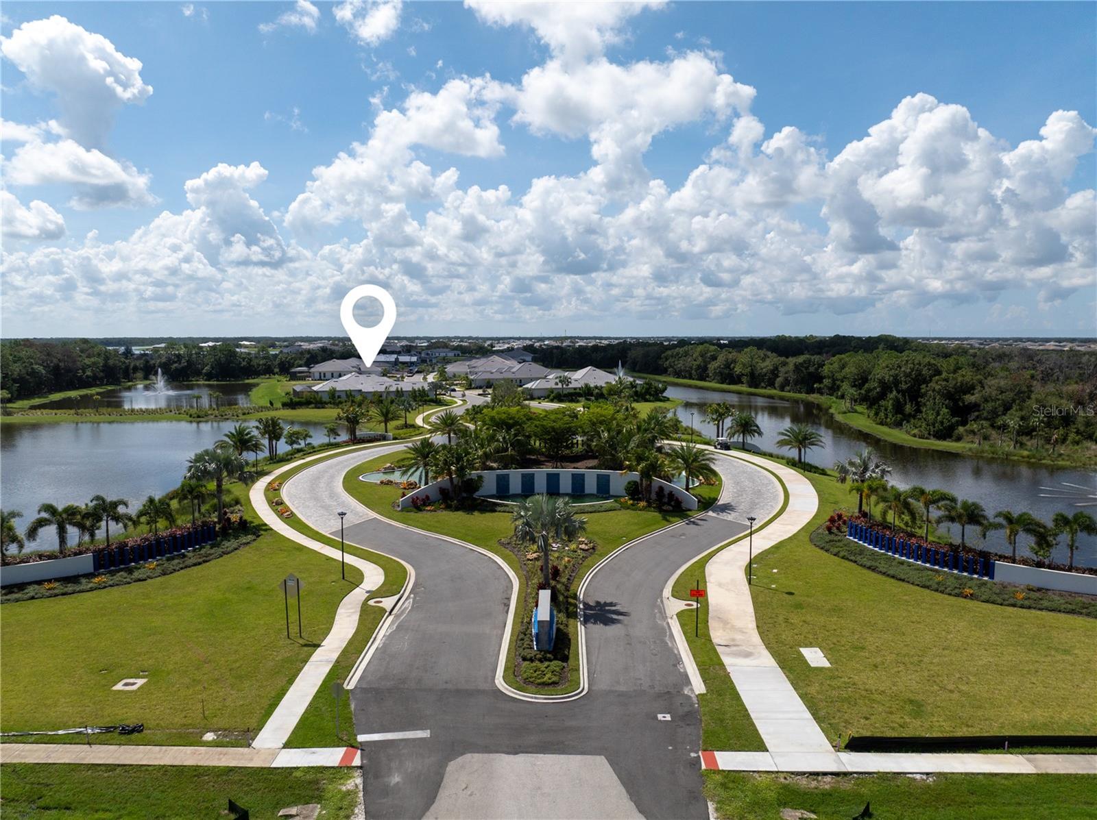 100 Blue Mist Way Property Photo 6