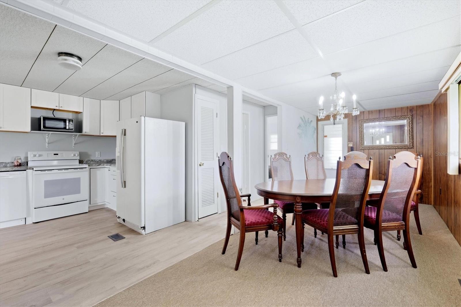 4509 10th Street Ct E Property Photo 11