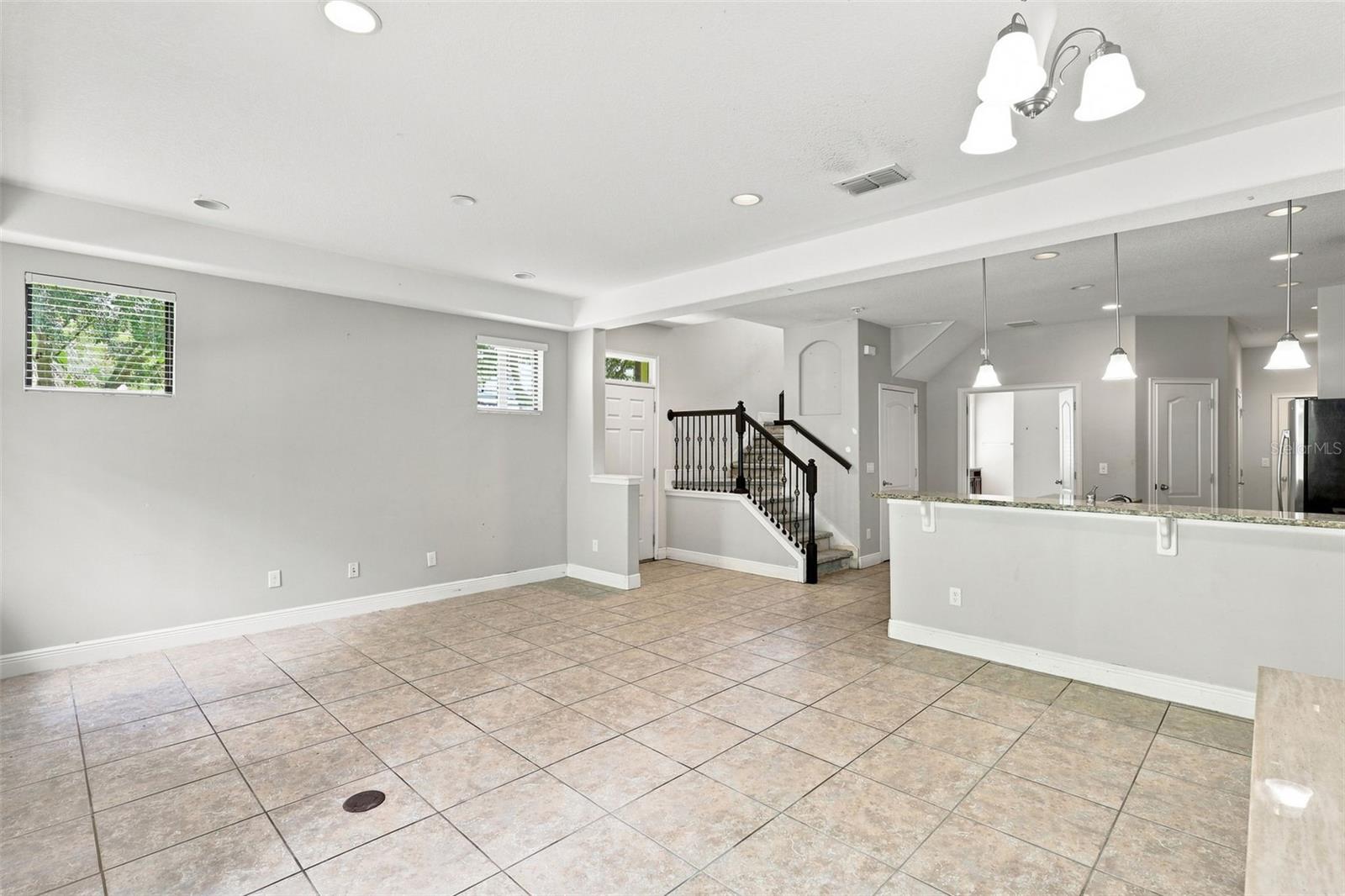 8139 Roseville Rd Property Photo 19