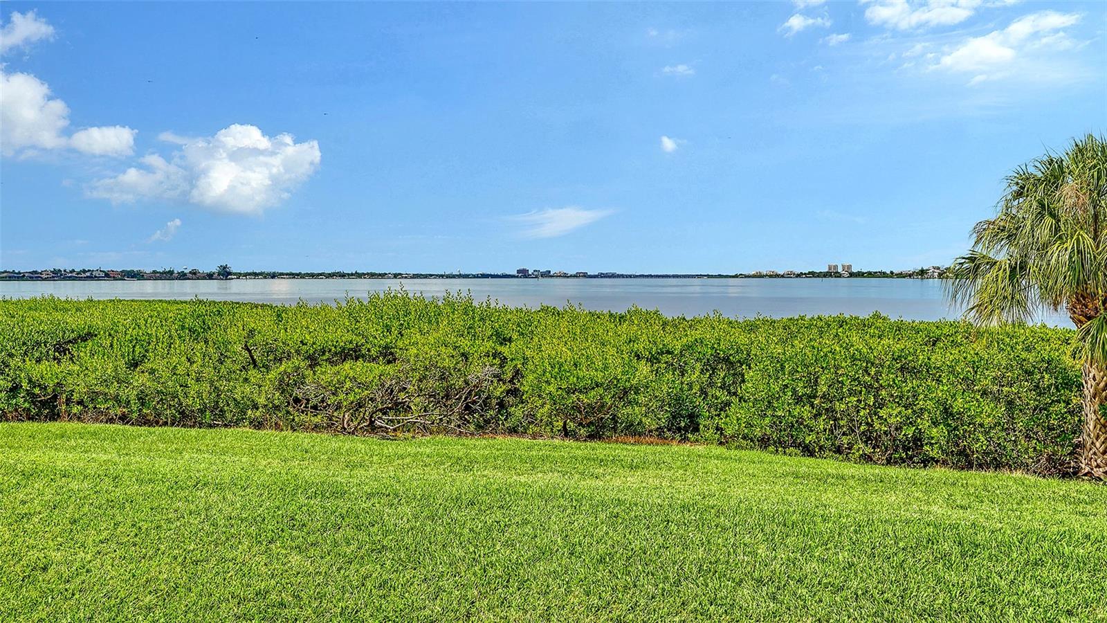 1030 Tidewater Shores Loop #105 Property Photo 30