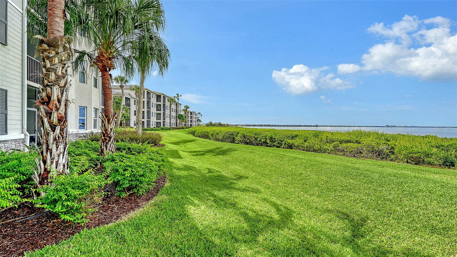 1030 Tidewater Shores Loop #105 Property Photo 31