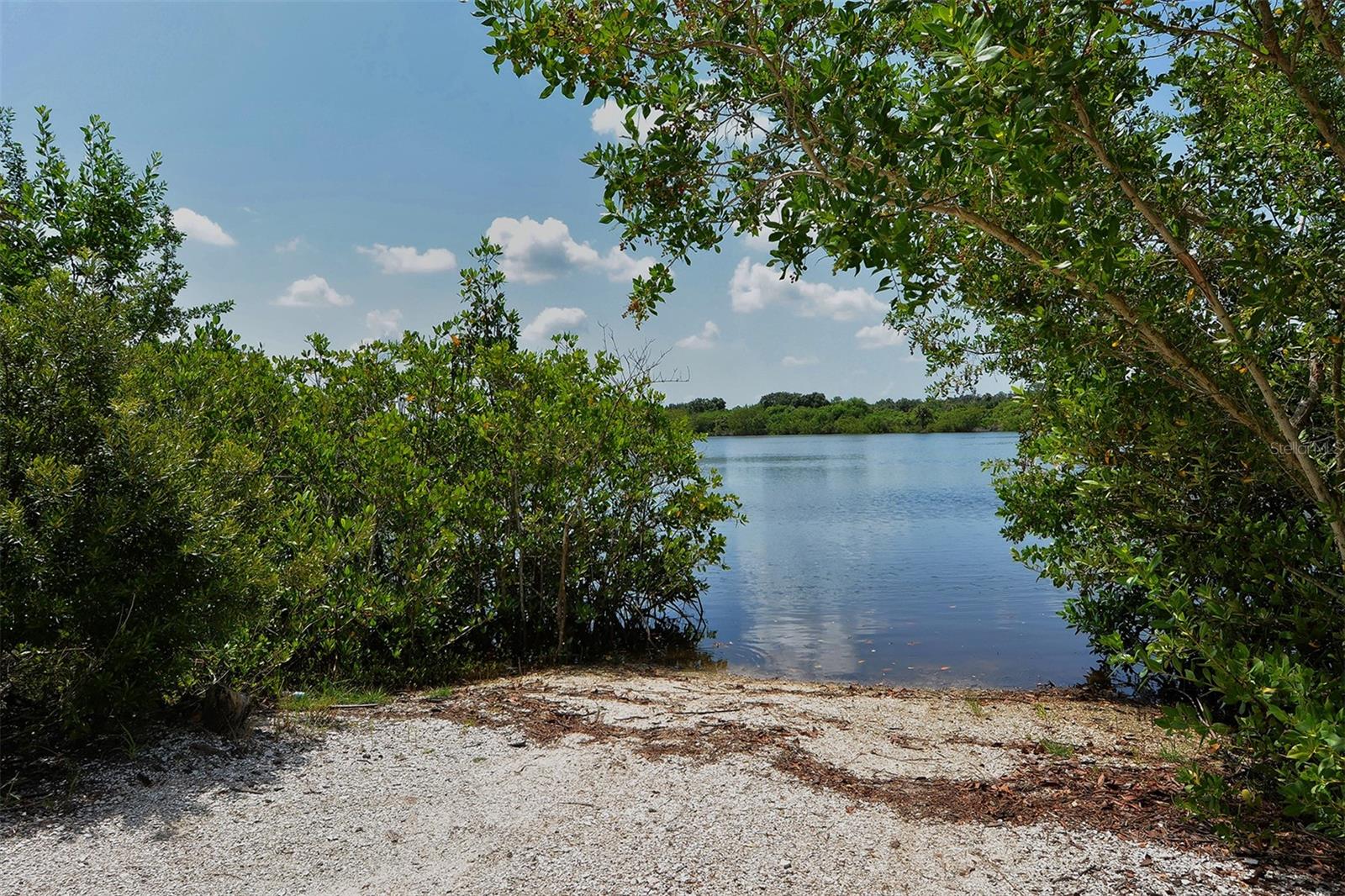 1030 Tidewater Shores Loop #105 Property Photo 41