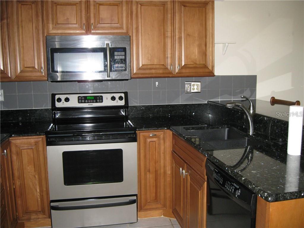 6002 7th Ave W #6002 Property Photo 4