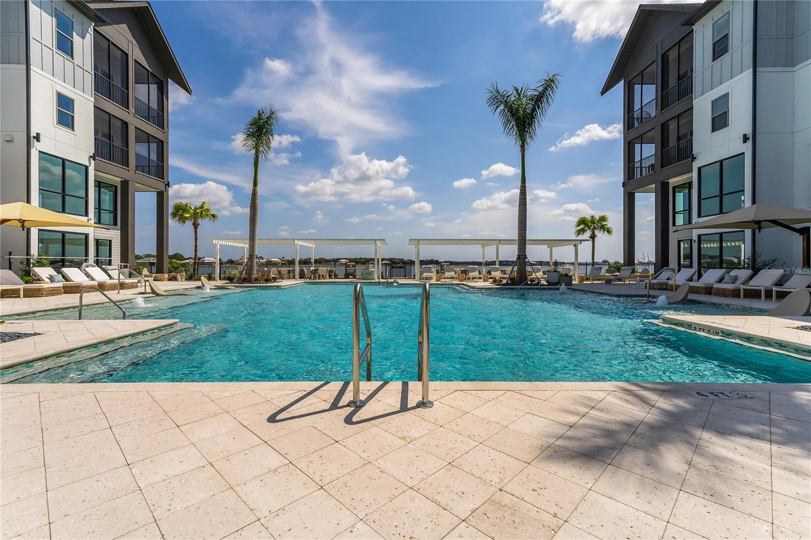 1420 LAKEFRONT DR #4204 Property Photo 1