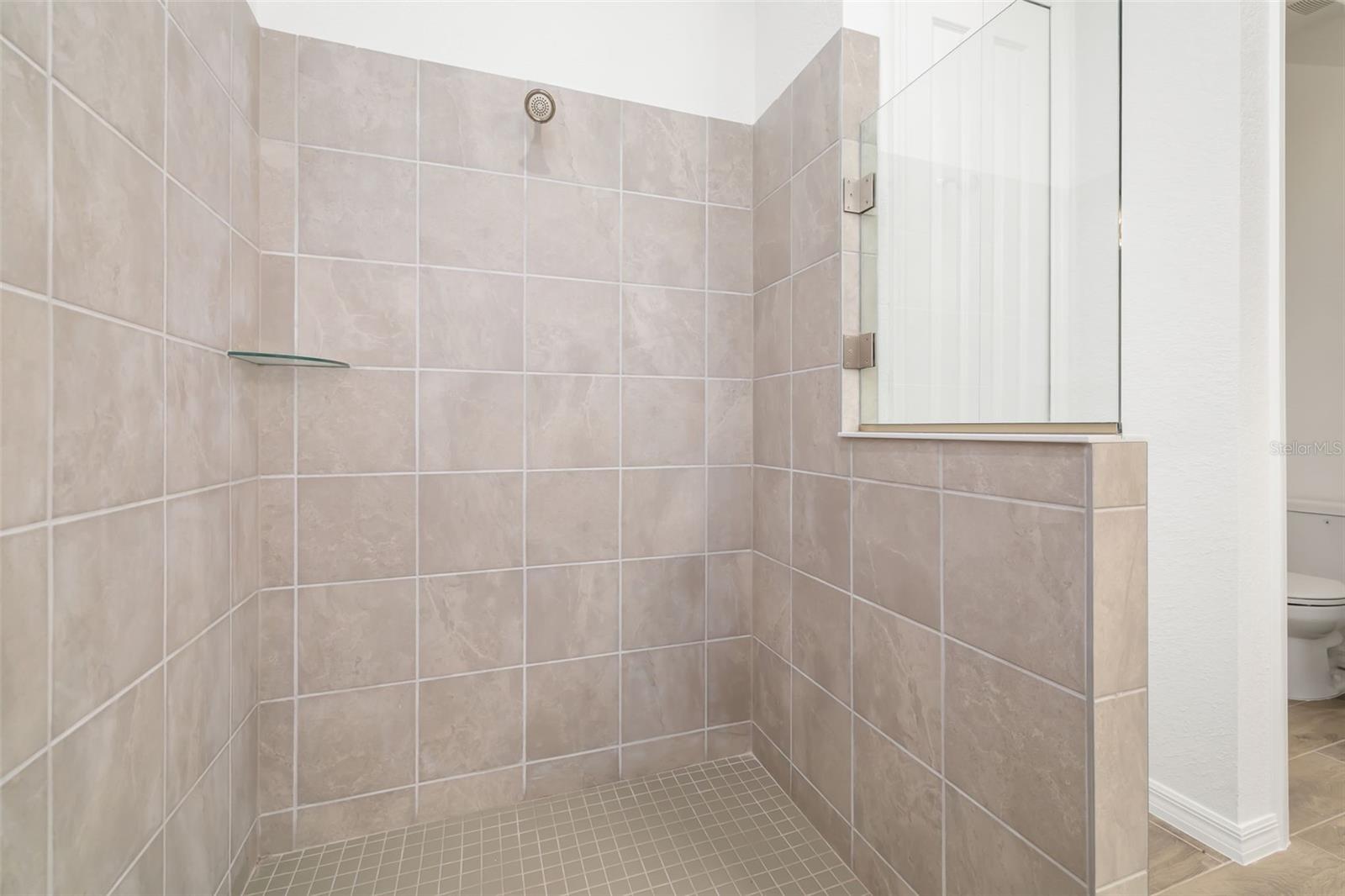 5613 Lightning Whelk Ln Property Photo 22