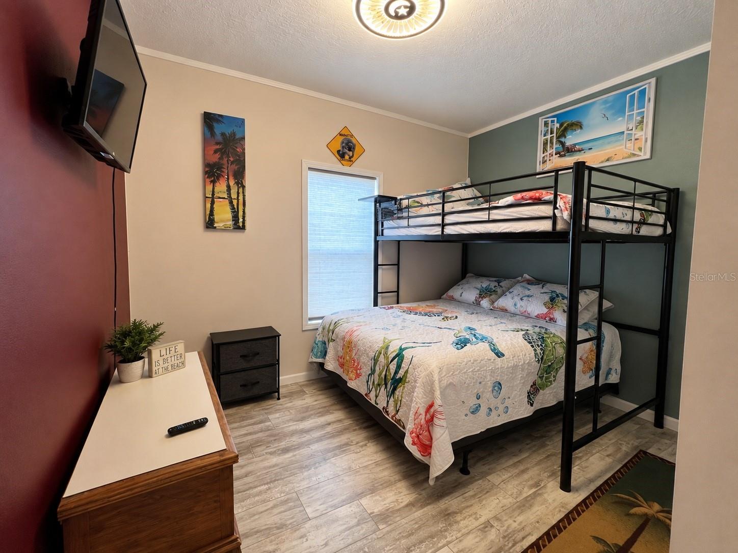 6519 Oregon St Property Photo 8
