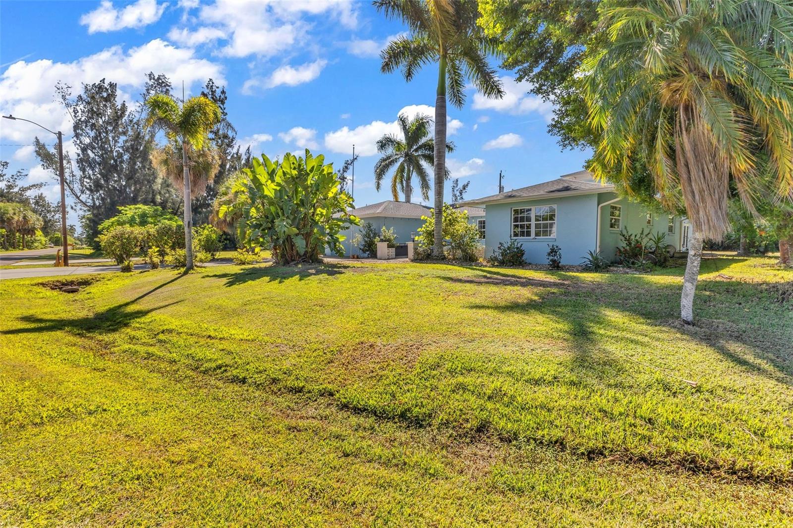 3407 Island View Dr Property Photo 4