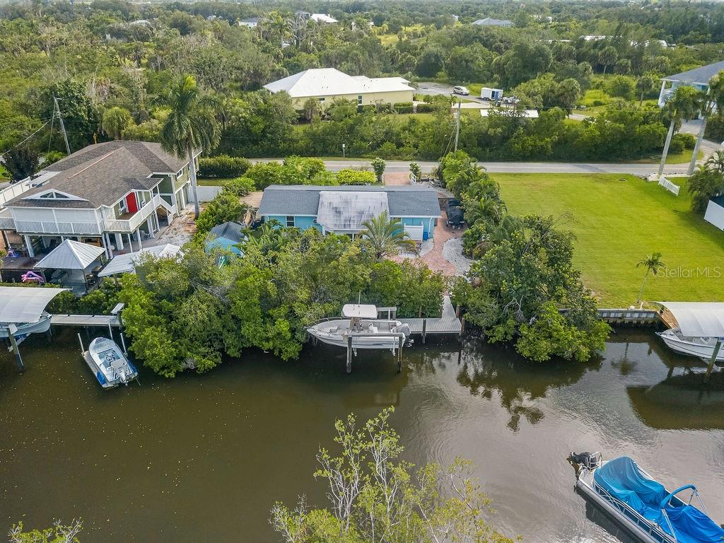 1831 Bayshore Dr Property Photo 1
