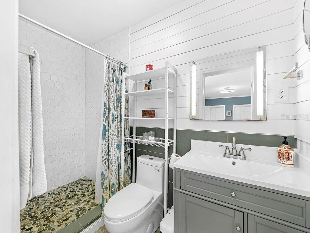 1831 Bayshore Dr Property Photo 28