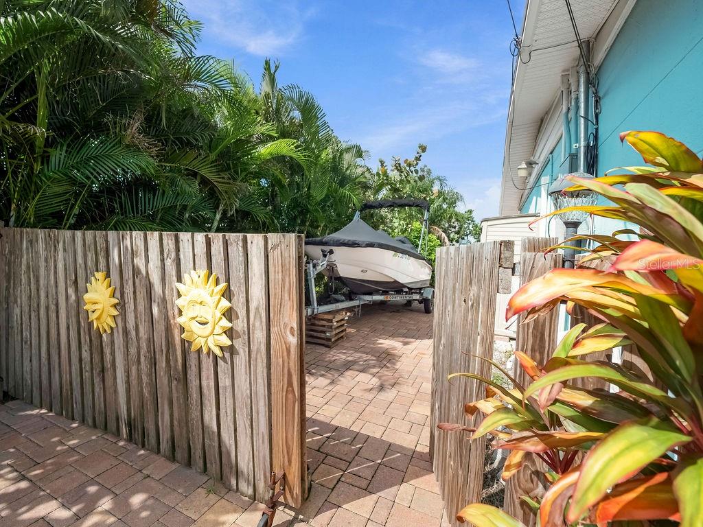 1831 Bayshore Dr Property Photo 33