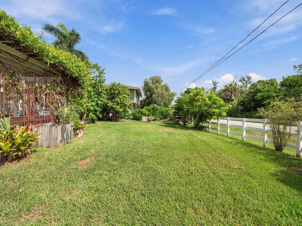1831 Bayshore Dr Property Photo 51