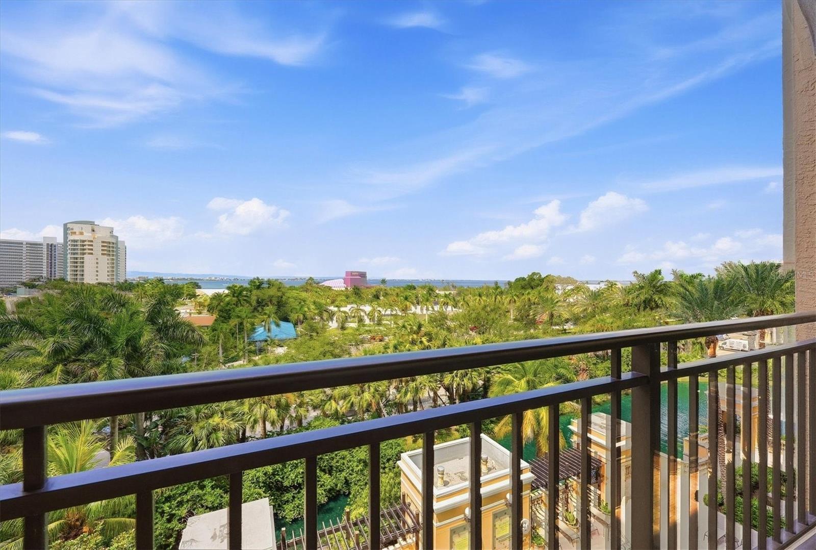 750 N Tamiami Trl #517 Property Photo 1