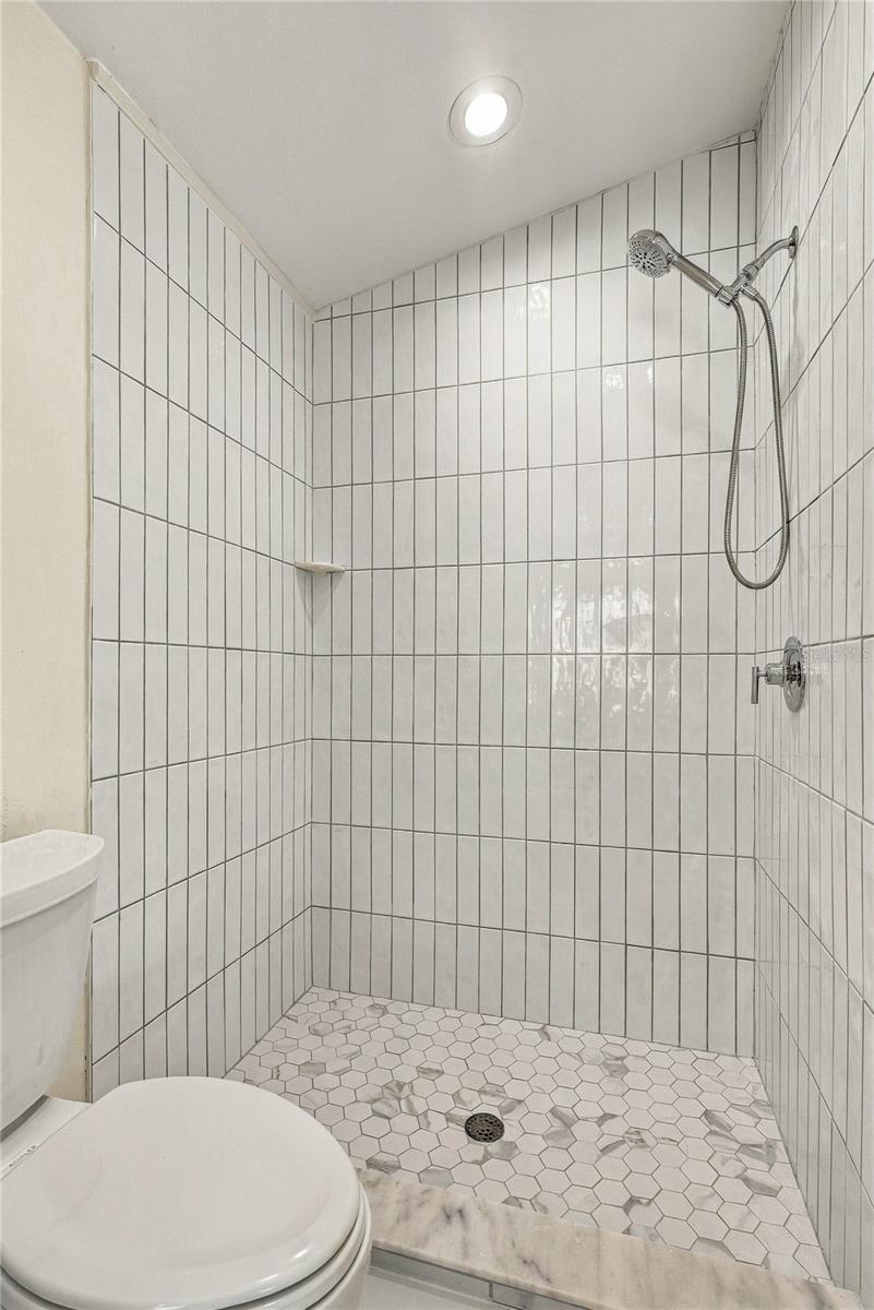 5816 Beaurivage Ave Property Photo 26