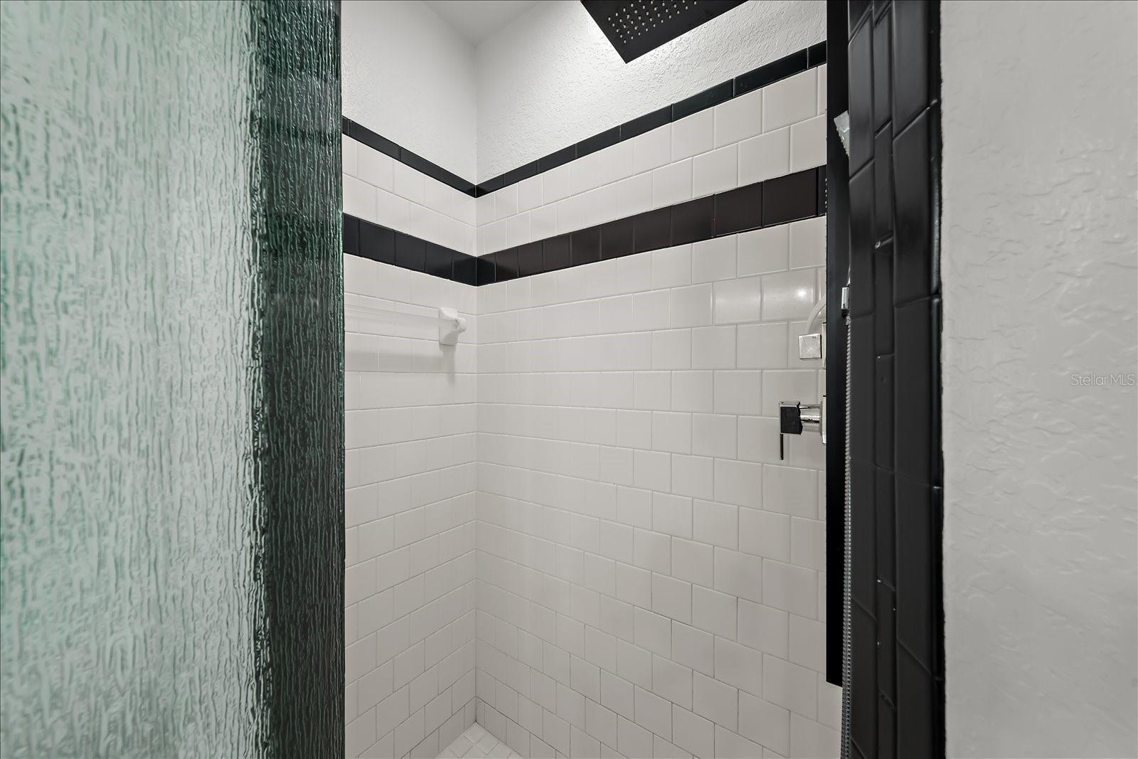 340 Fordham Rd Property Photo 21