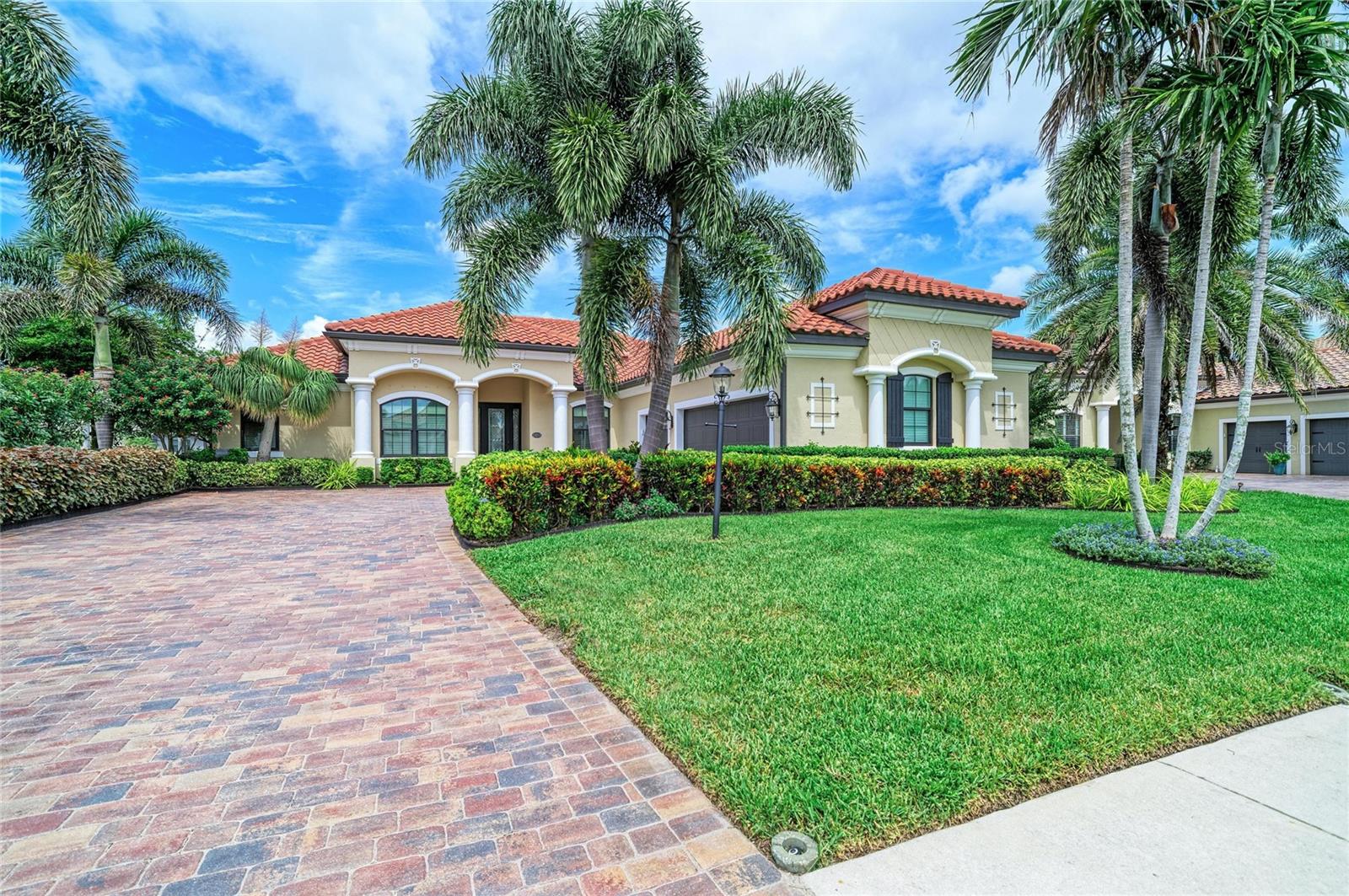 13213 Bridgeport Xing Property Photo 1