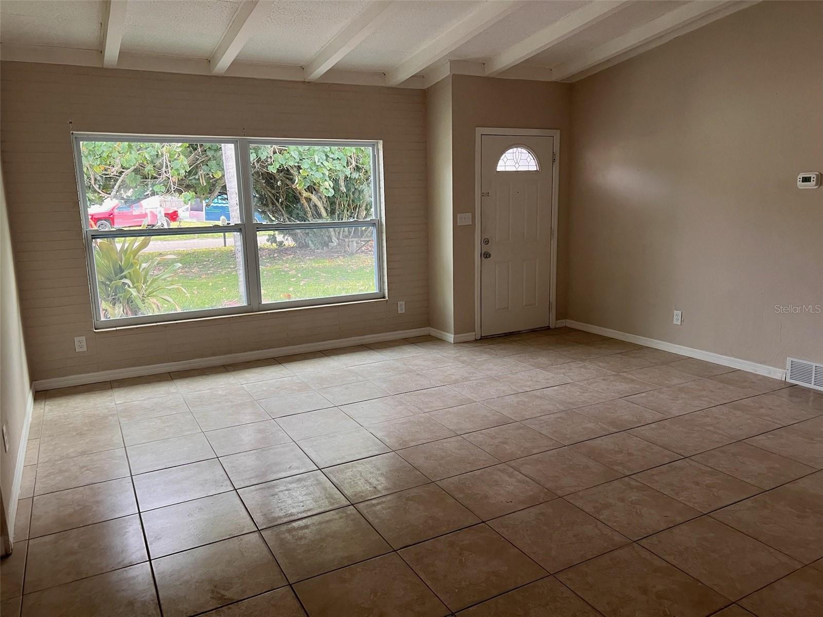 3633 Roxane Blvd Property Photo 2