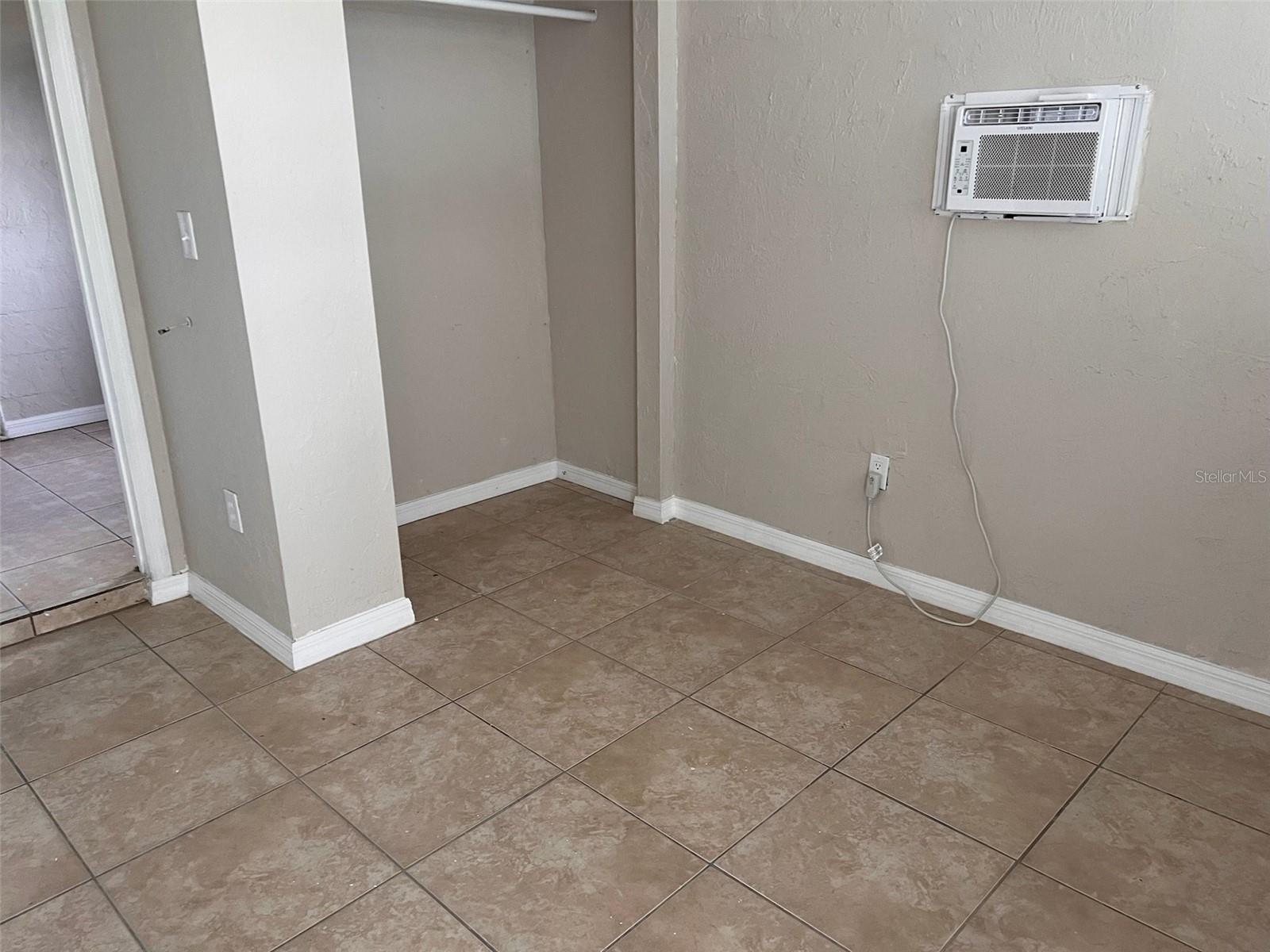 3633 Roxane Blvd Property Photo 7