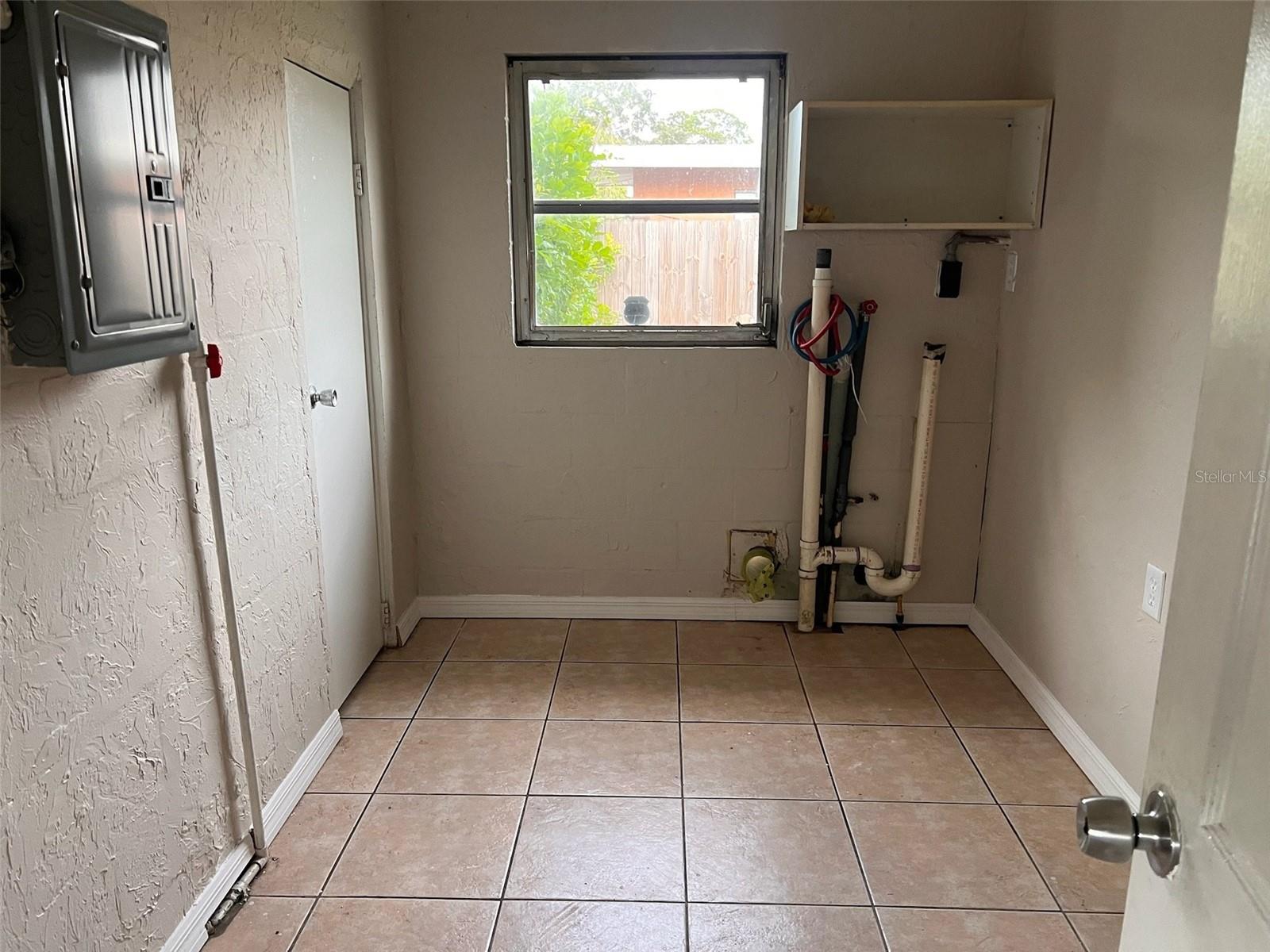 3633 Roxane Blvd Property Photo 10