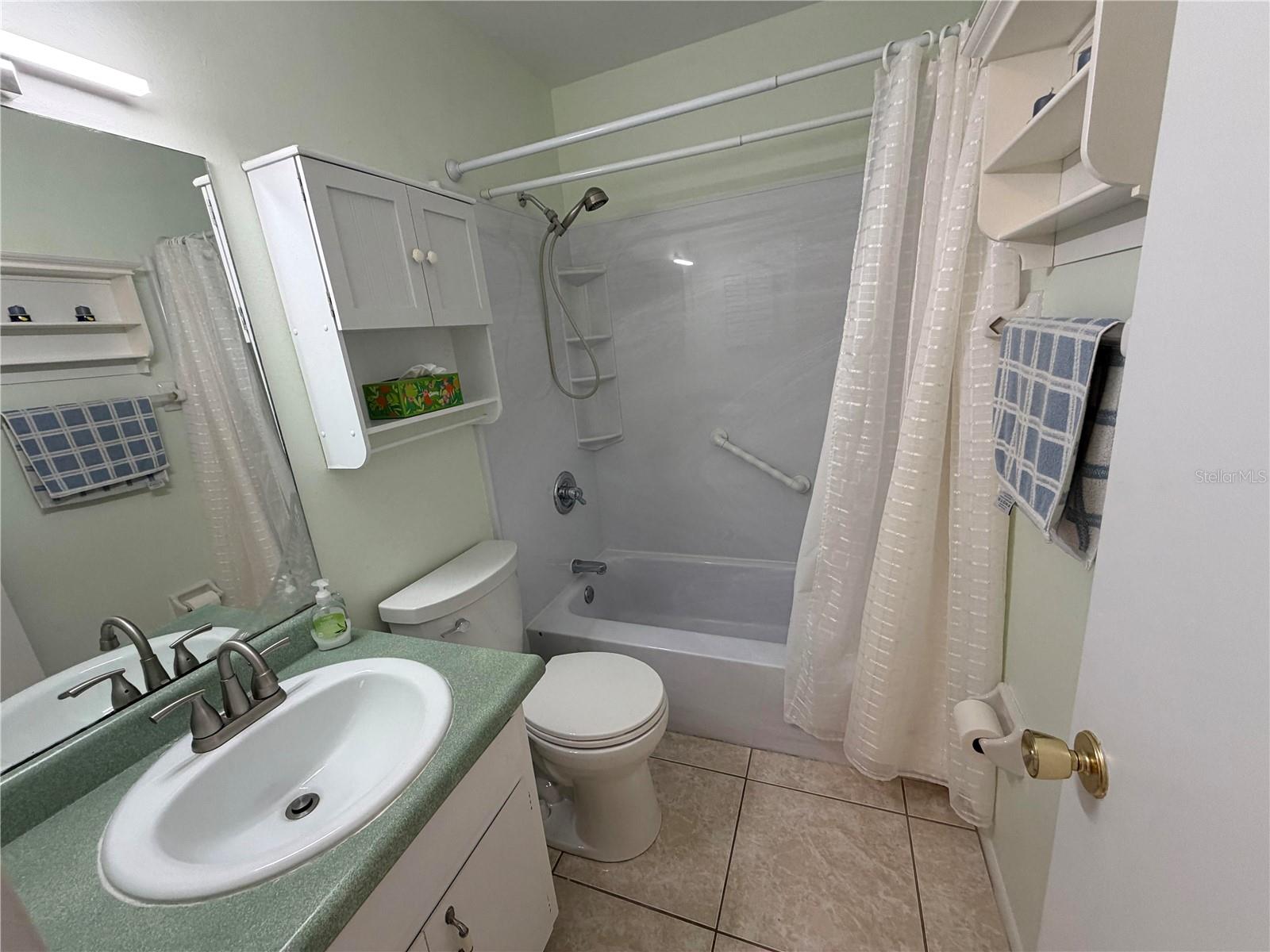 6031 Arlene Way Property Photo 5