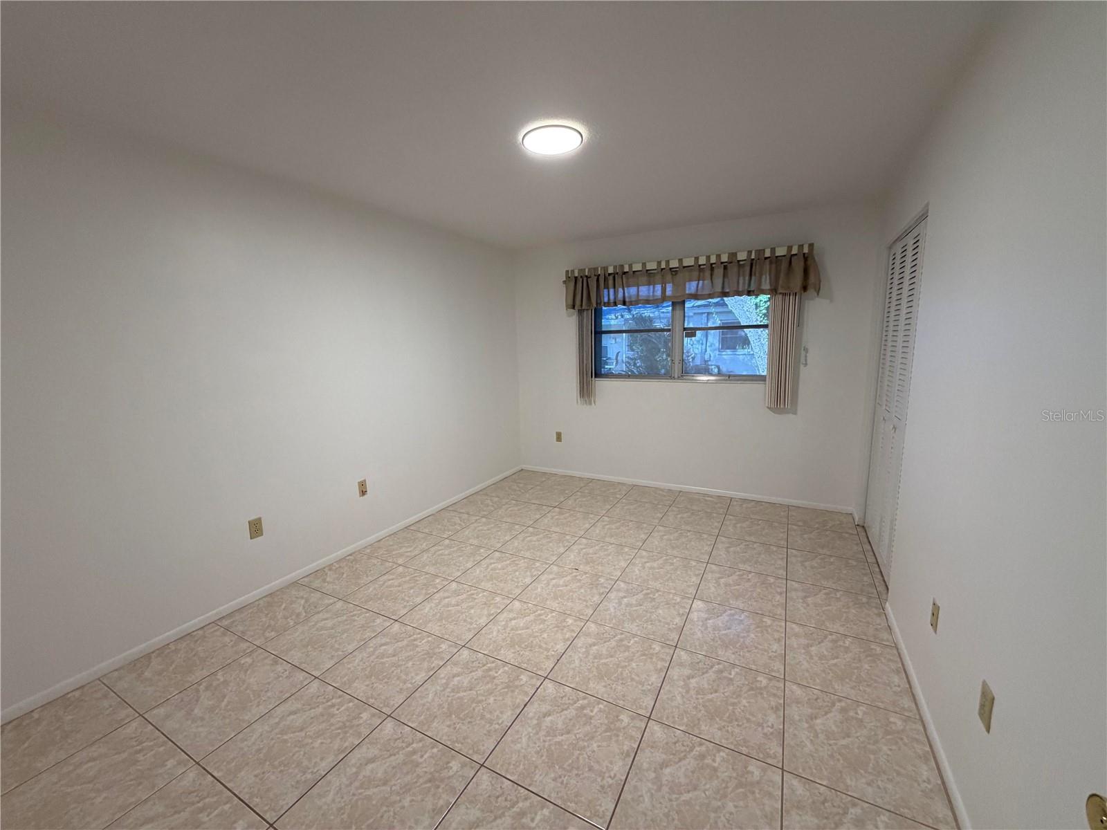 6031 Arlene Way Property Photo 7