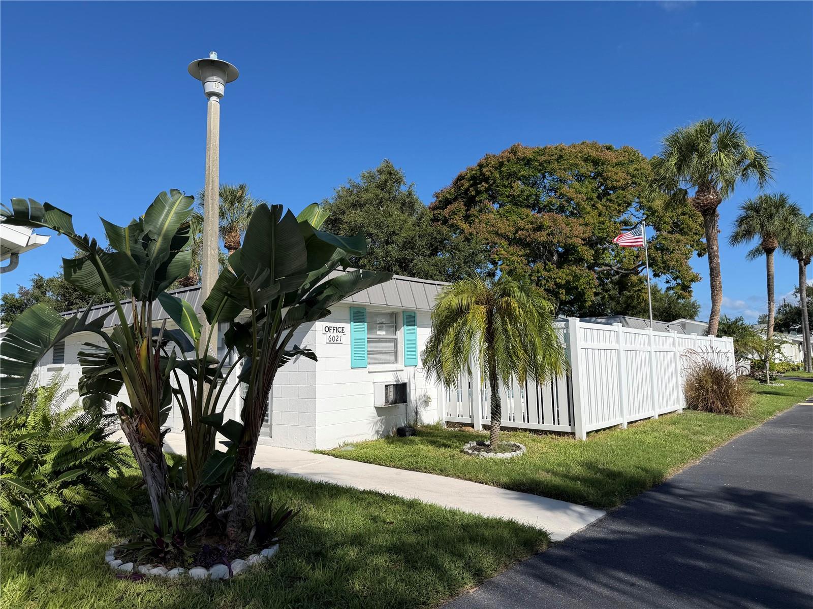6031 Arlene Way Property Photo 12