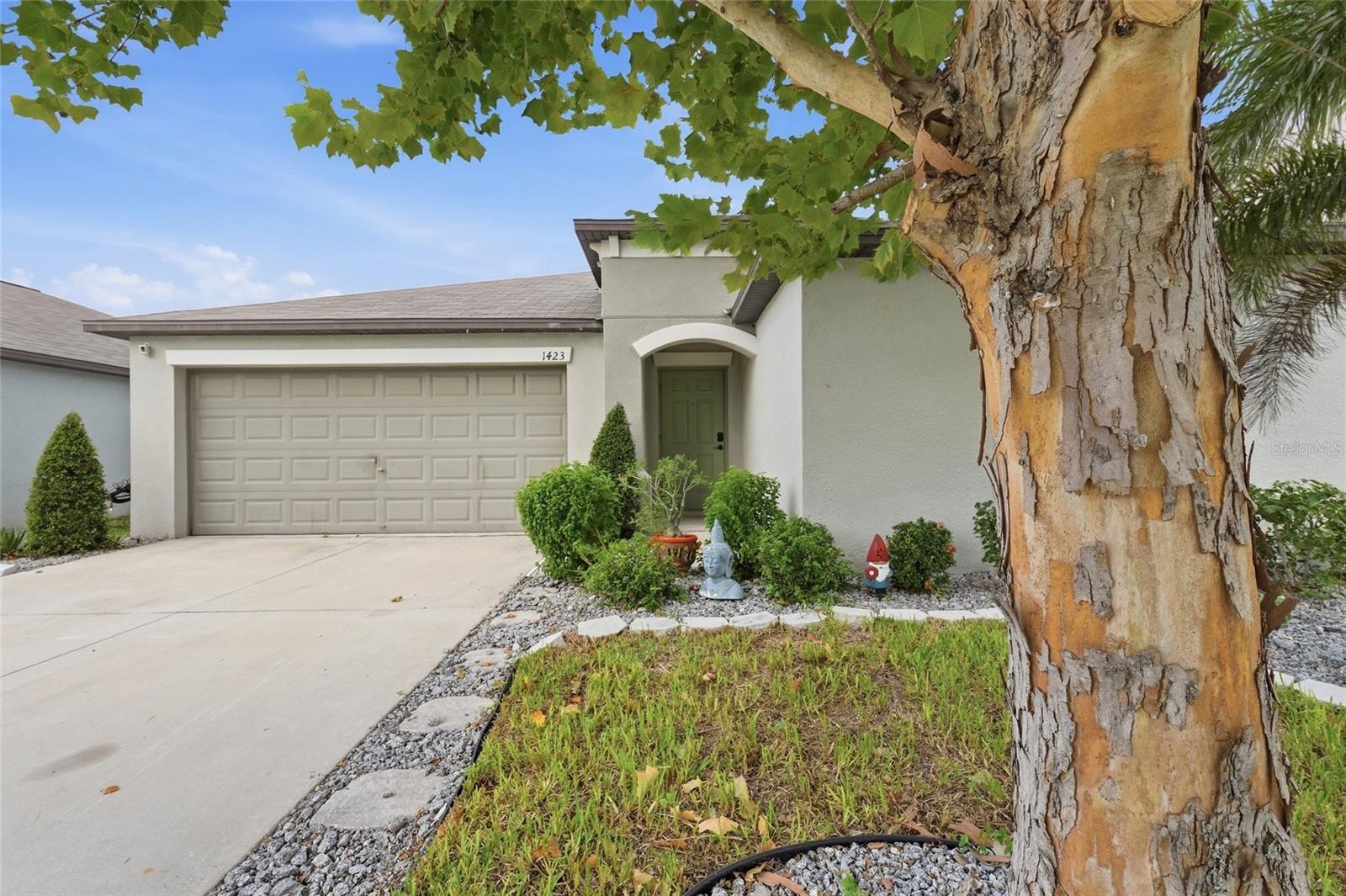 1423 Golden Glow Dr Property Photo 8