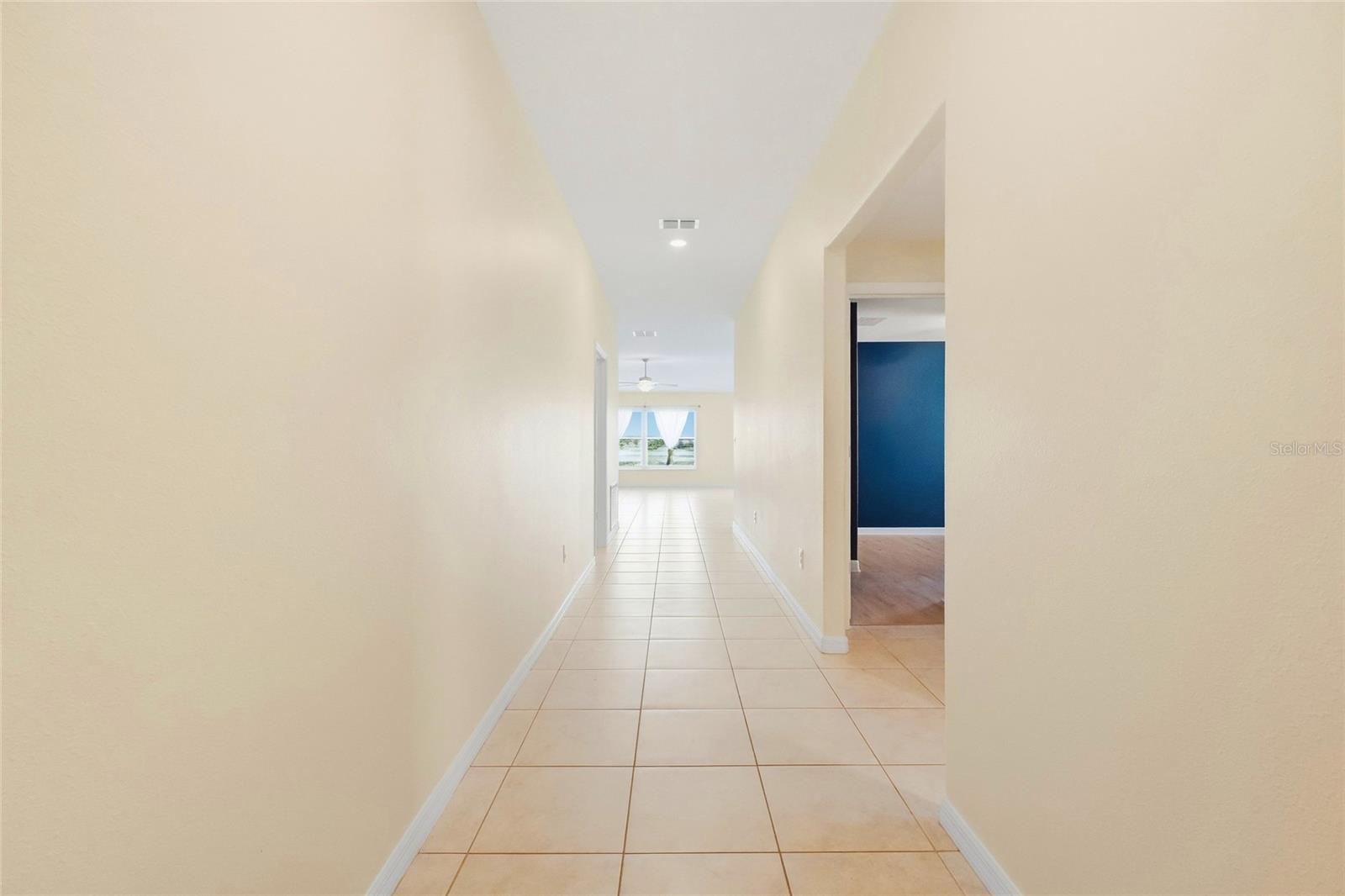 1423 Golden Glow Dr Property Photo 43