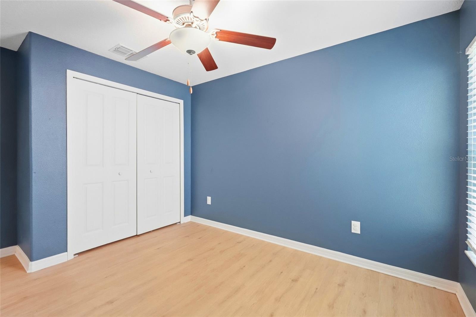 1423 Golden Glow Dr Property Photo 47