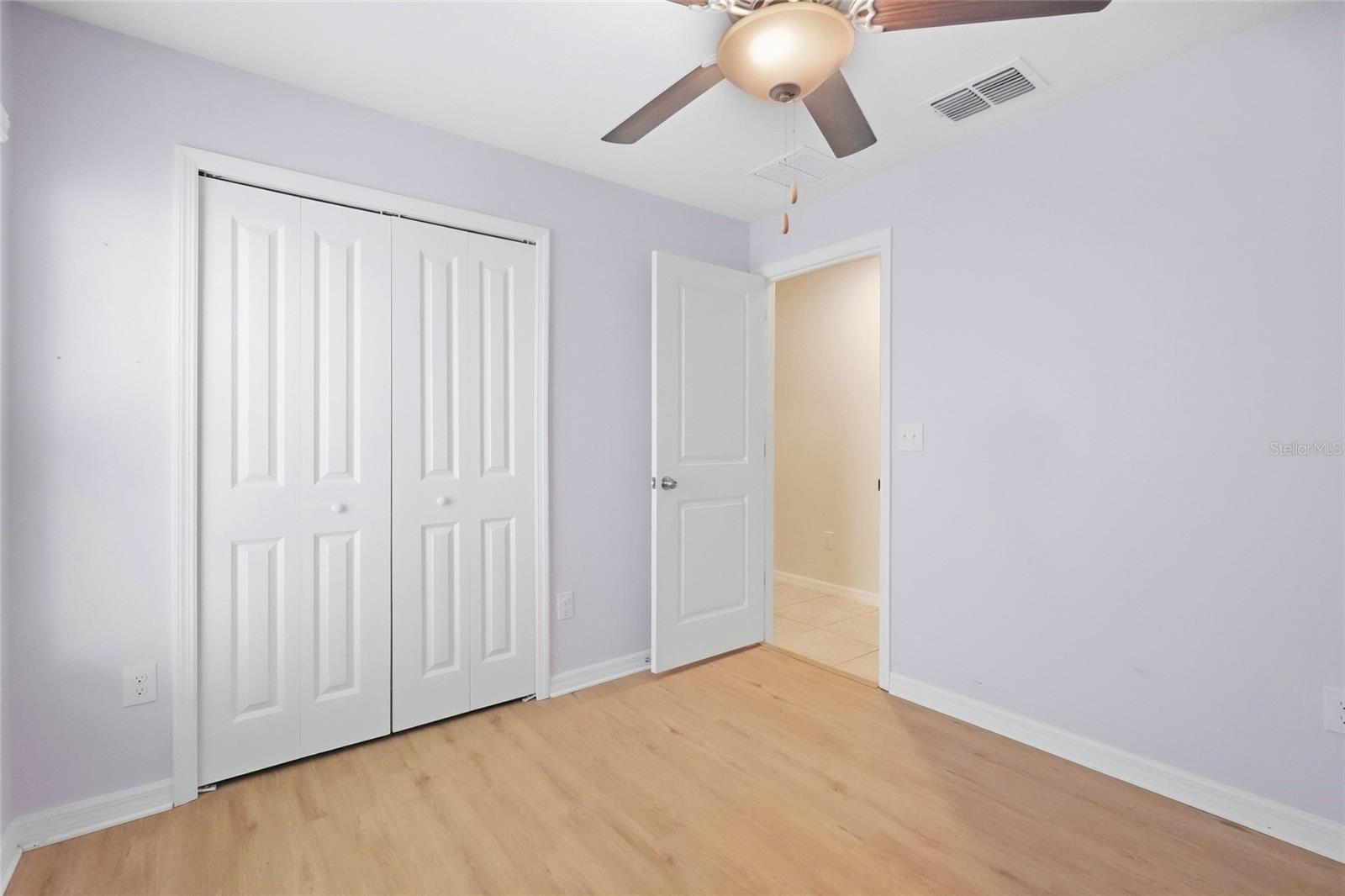 1423 Golden Glow Dr Property Photo 52