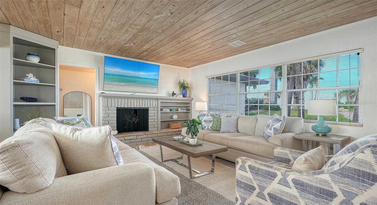 1604 Casey Key Rd Property Photo 11