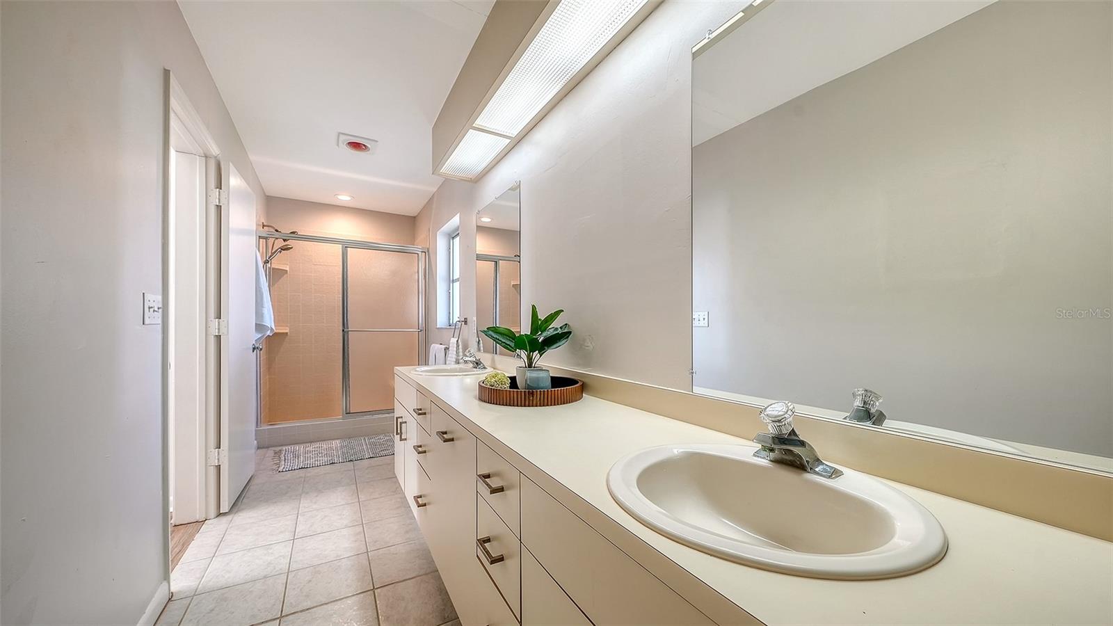 1604 Casey Key Rd Property Photo 35