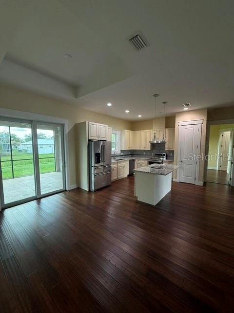 2255 Ribble St Property Photo 9