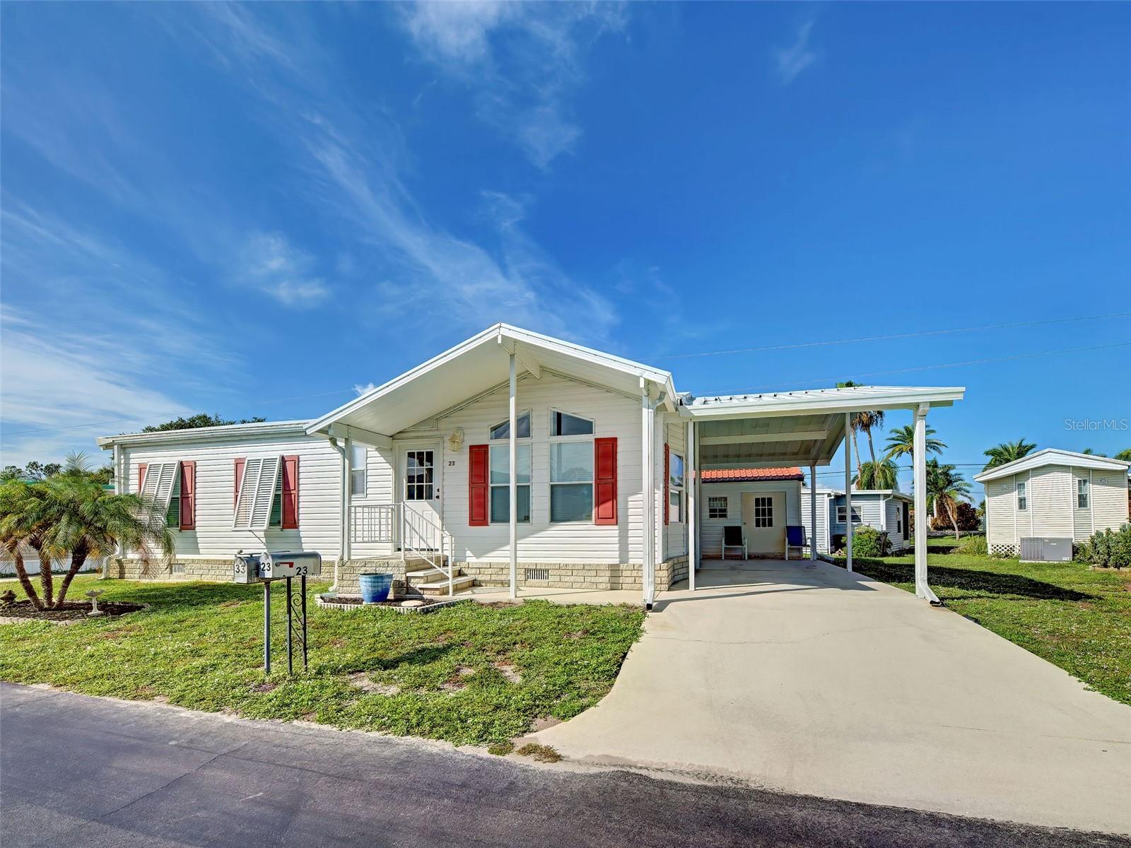 23 Siesta Cir W Property Photo 1