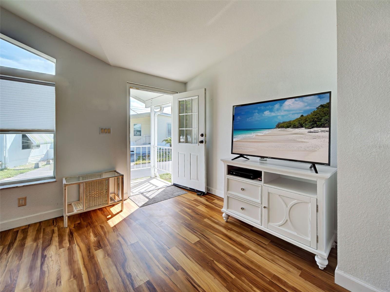 23 Siesta Cir W Property Photo 10