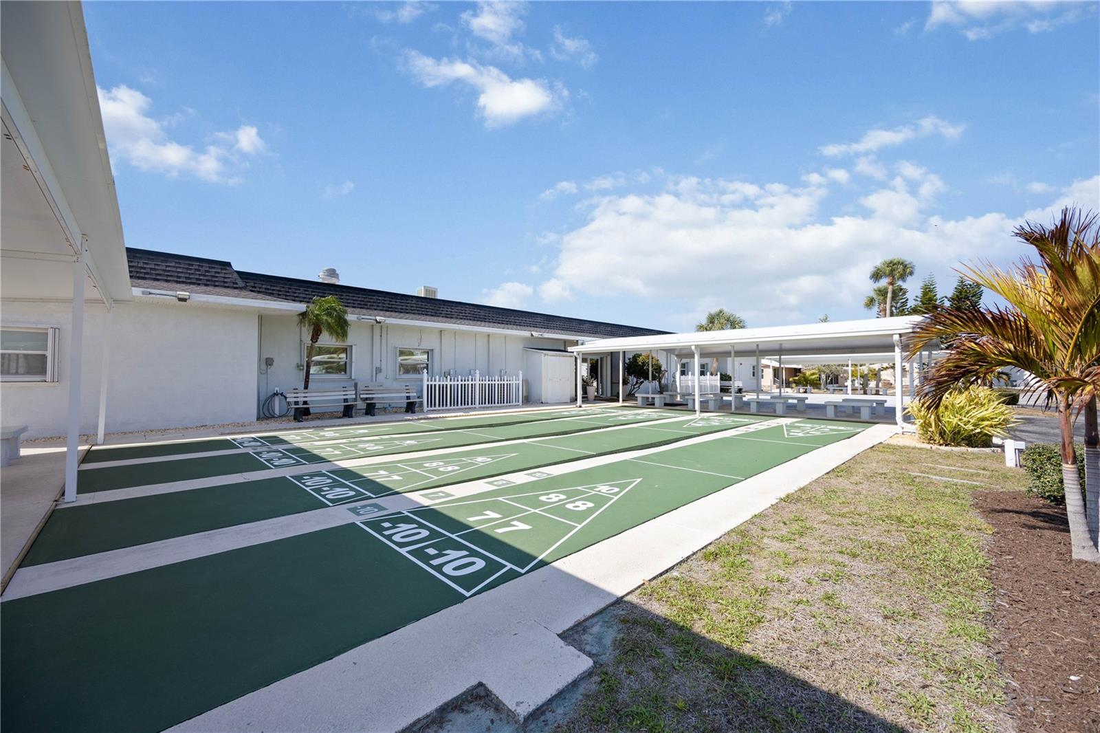 2 S Botany Bay Cir Property Photo 9