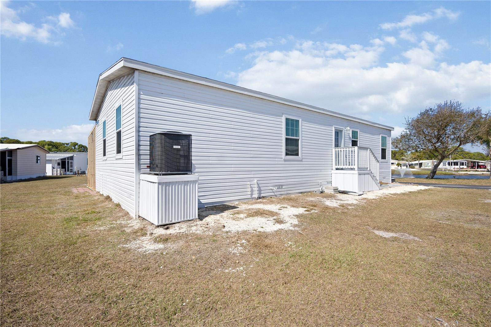 2 S Botany Bay Cir Property Photo 14
